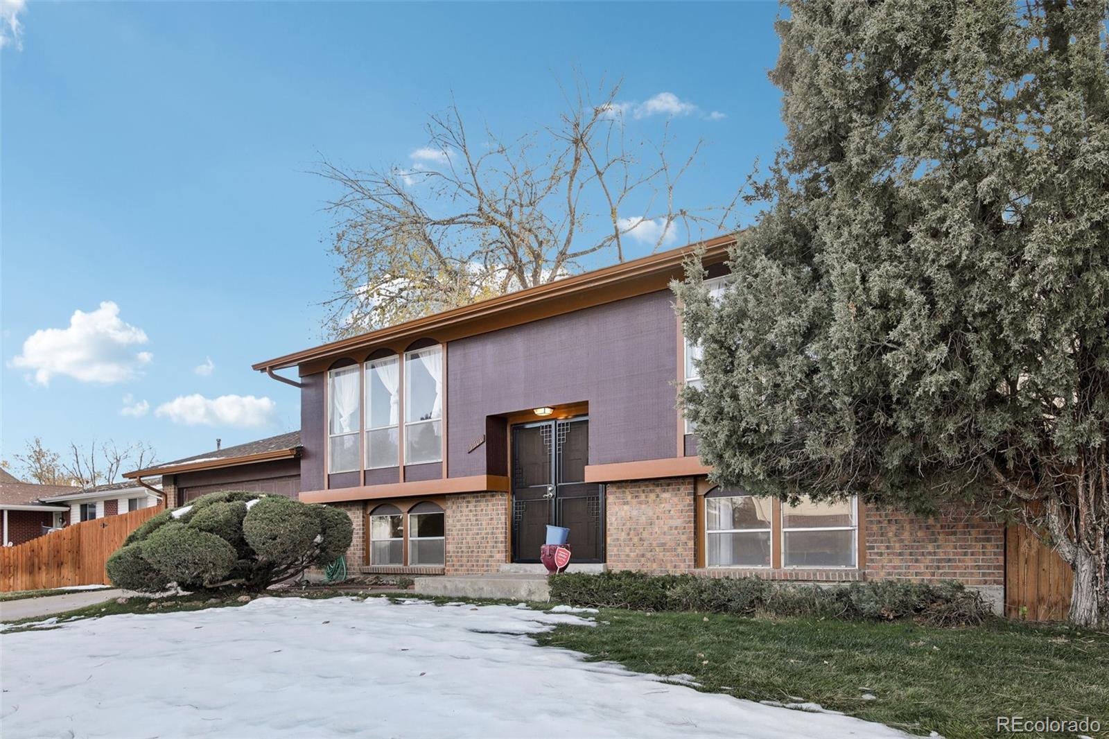 MLS Image #5 for 13300  andrews drive,denver, Colorado