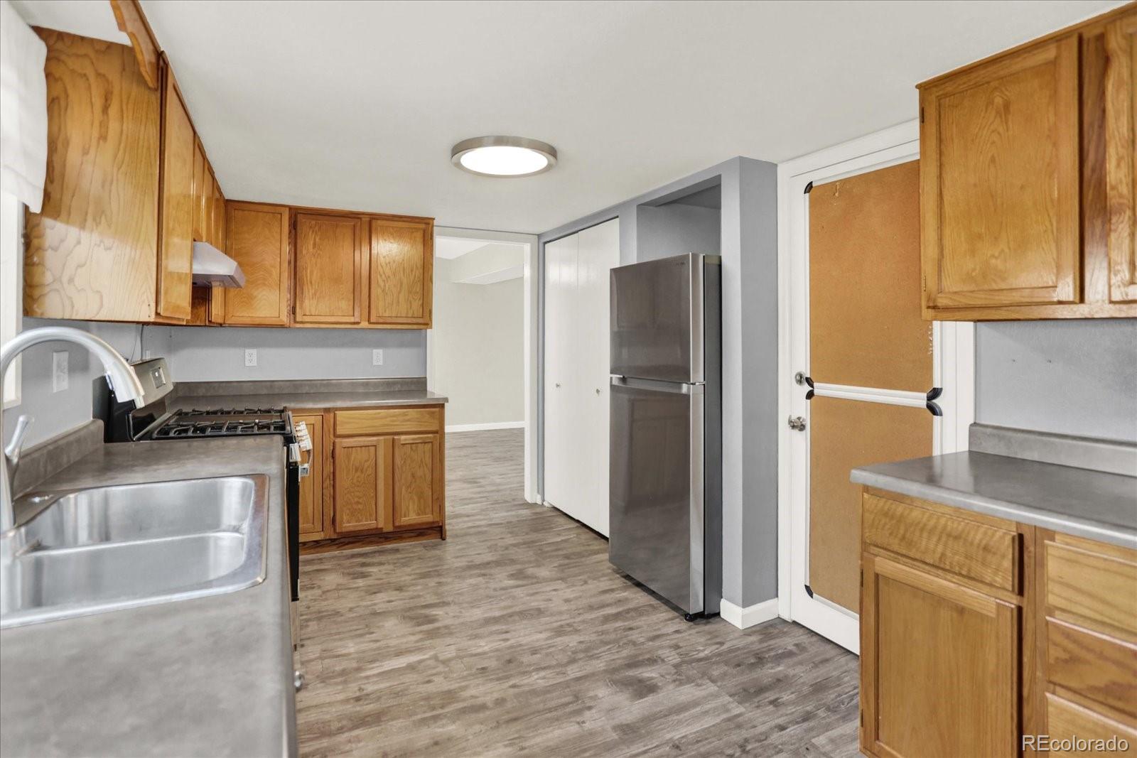 MLS Image #11 for 6431 w arbor avenue,littleton, Colorado