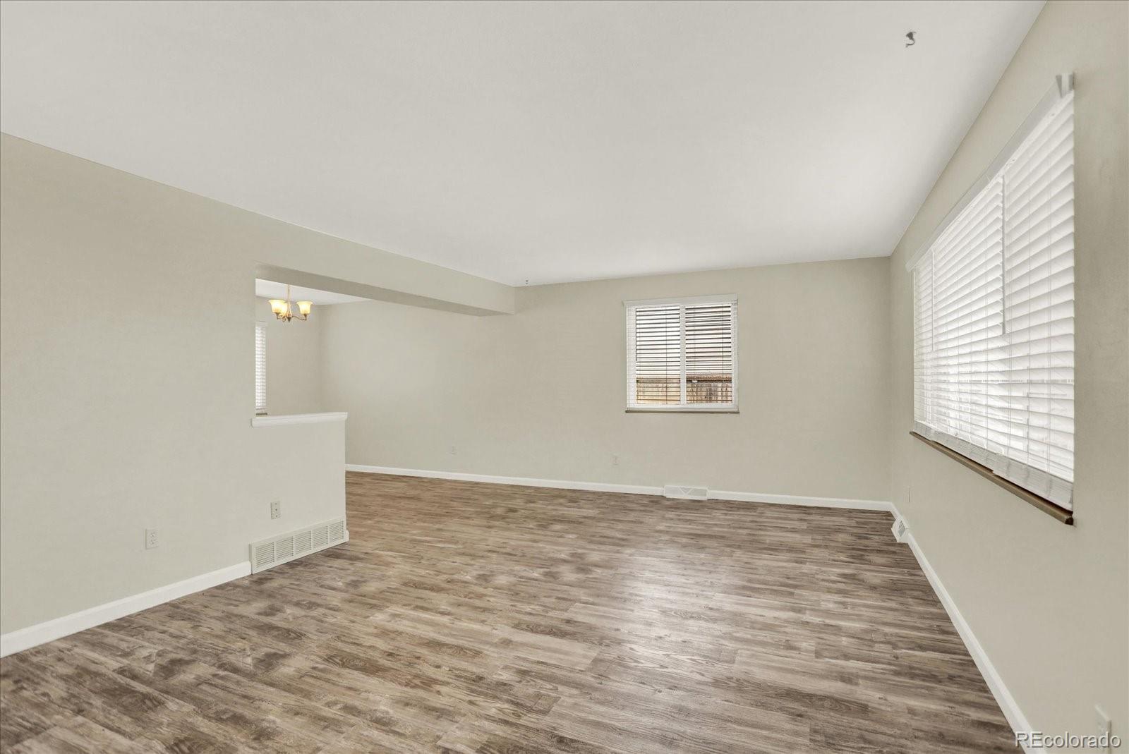 MLS Image #6 for 6431 w arbor avenue,littleton, Colorado