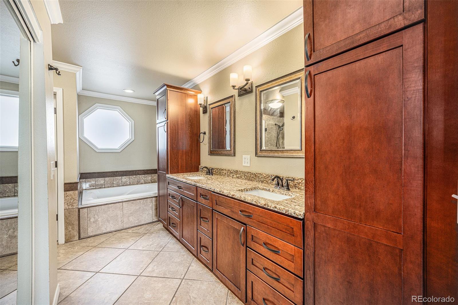MLS Image #2 for 2575 s independence court,lakewood, Colorado