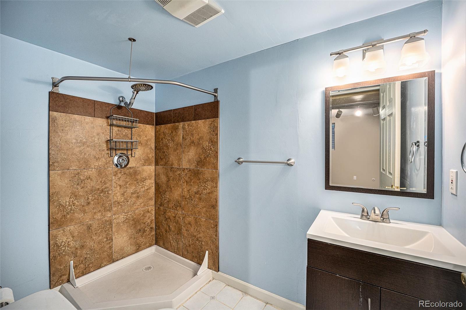 MLS Image #24 for 2575 s independence court,lakewood, Colorado