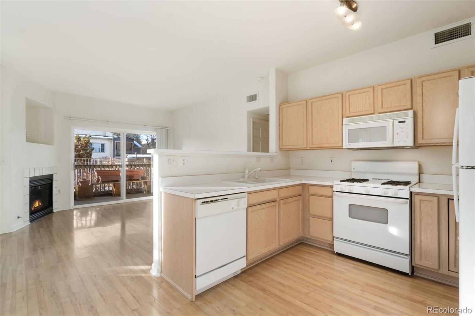 MLS Image #9 for 5425 s dover street,littleton, Colorado