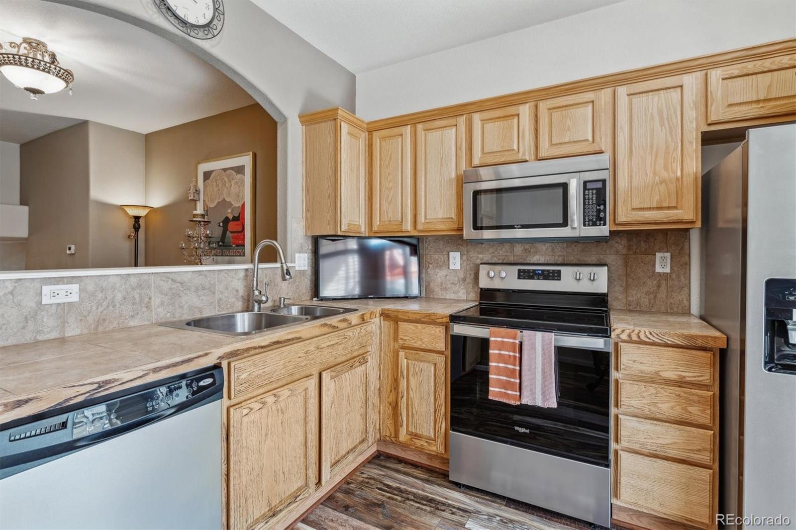 MLS Image #7 for 9811 e carolina place,aurora, Colorado