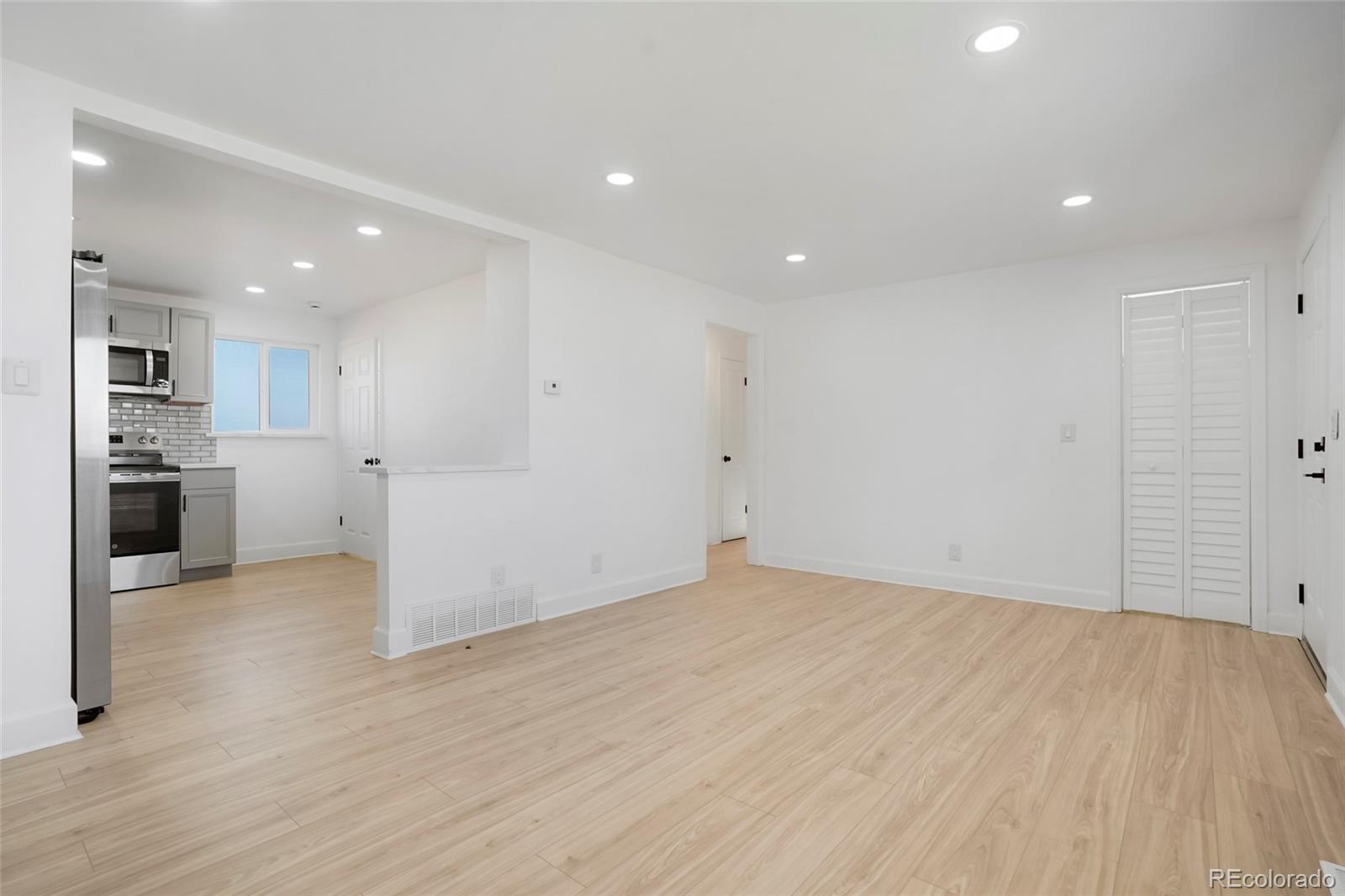MLS Image #18 for 7956  joan drive,denver, Colorado