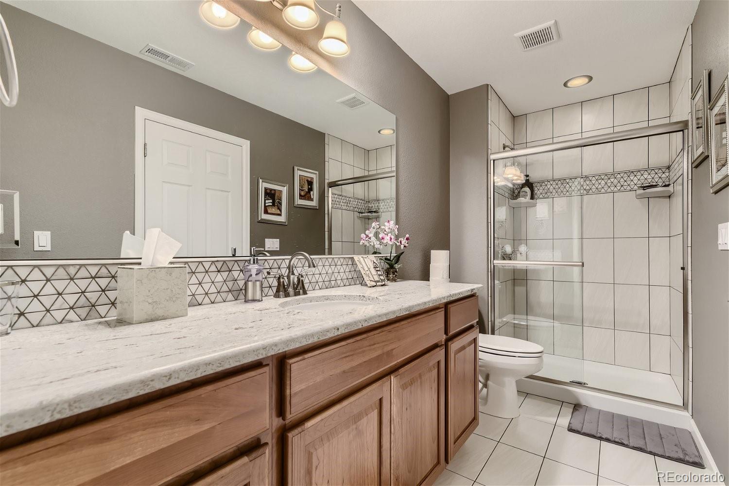 MLS Image #26 for 22705 e long drive,aurora, Colorado