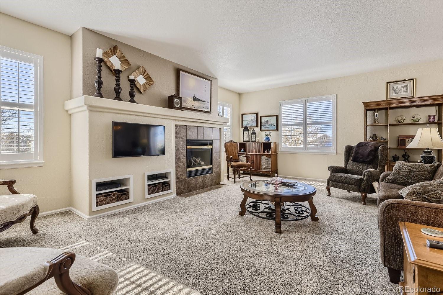 MLS Image #3 for 22705 e long drive,aurora, Colorado