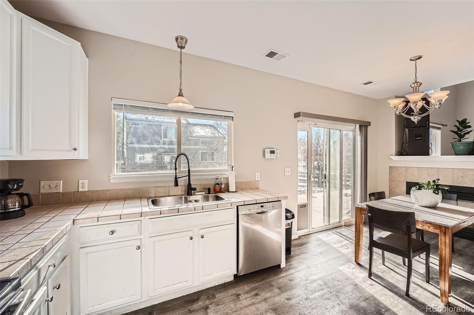 MLS Image #11 for 19608 e 58th place,aurora, Colorado