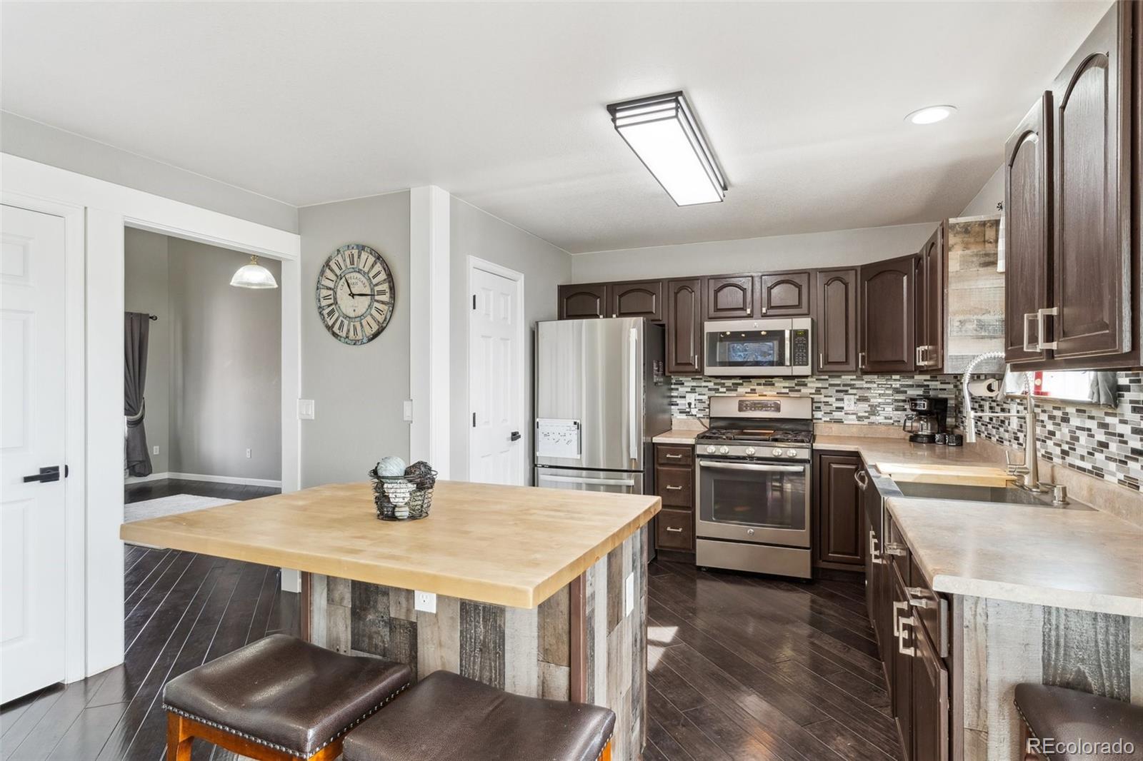 MLS Image #4 for 1235  legend oak drive,fountain, Colorado