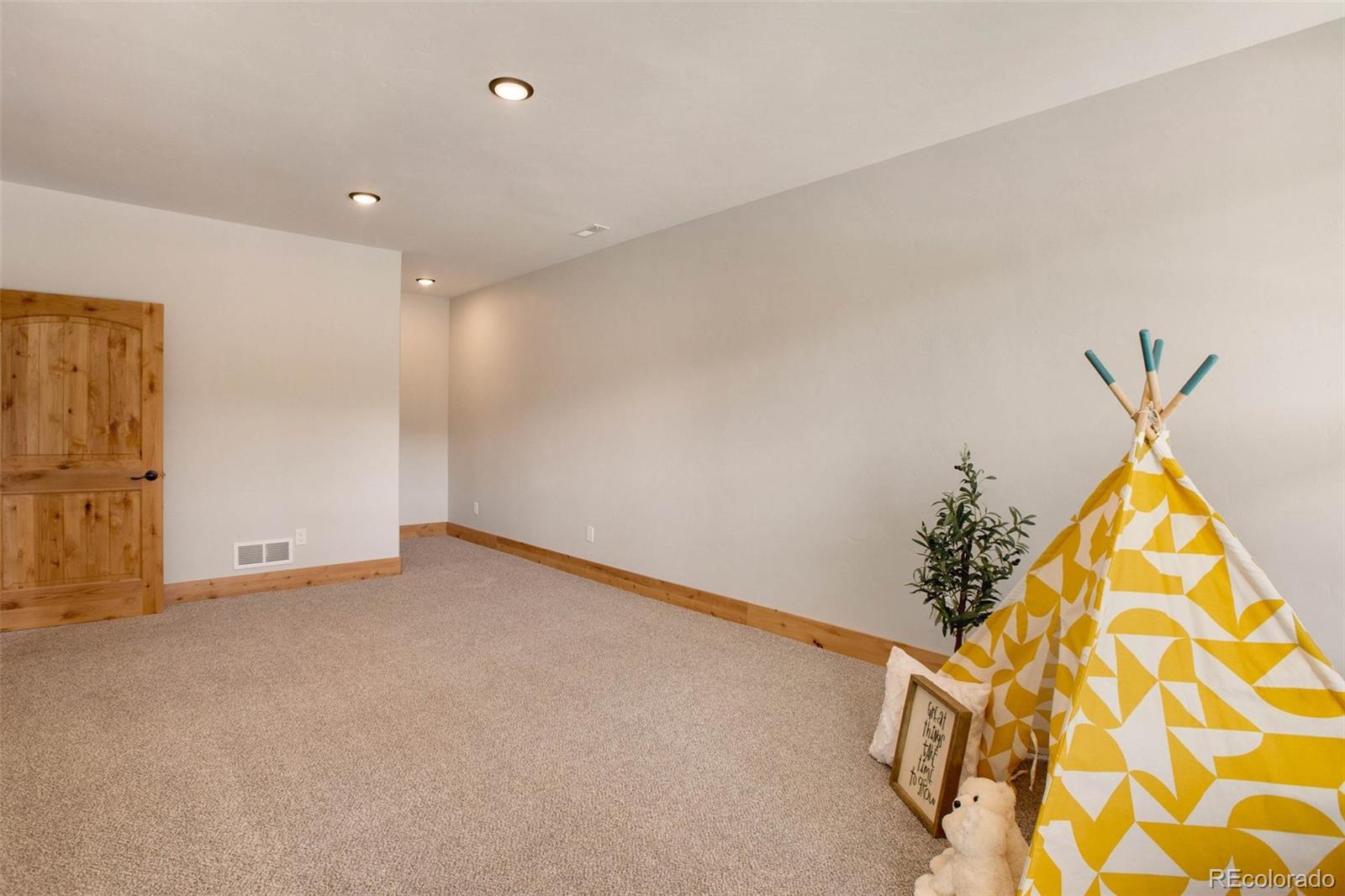 MLS Image #32 for 125  kestrel court,divide, Colorado