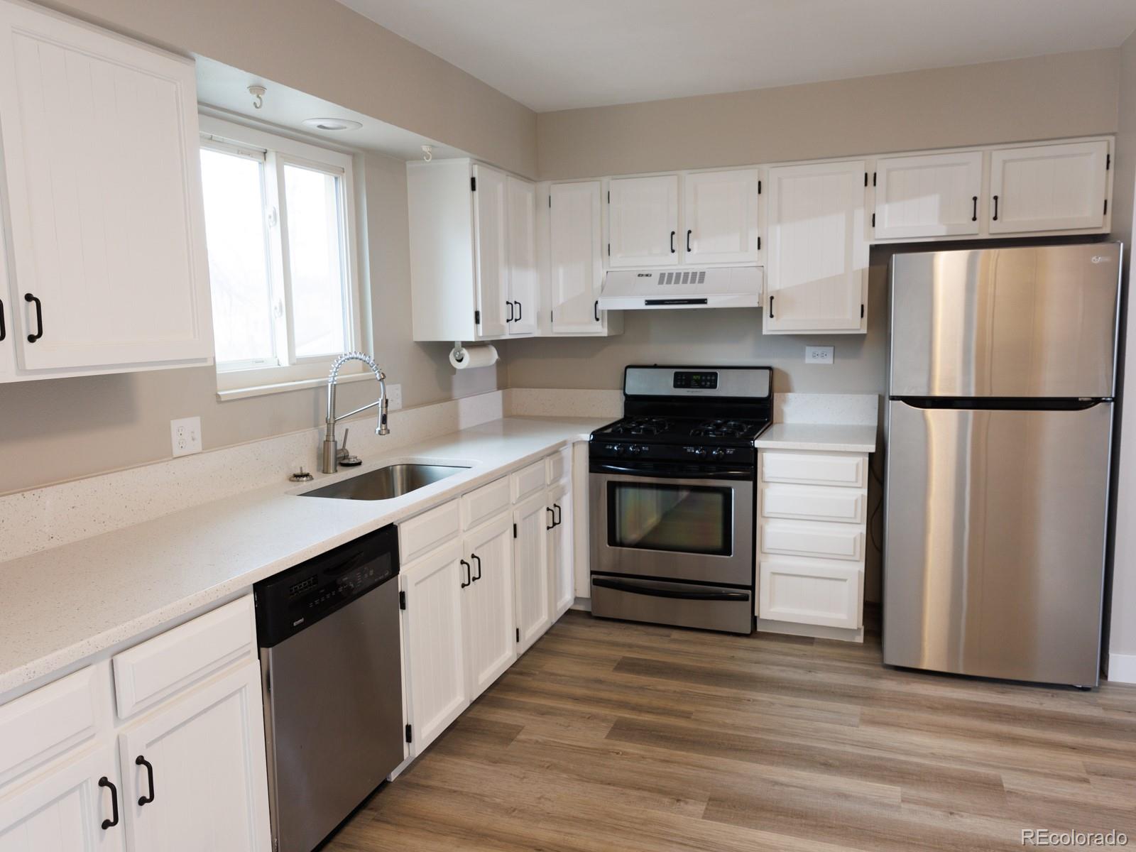 MLS Image #7 for 10330  newcombe street,broomfield, Colorado