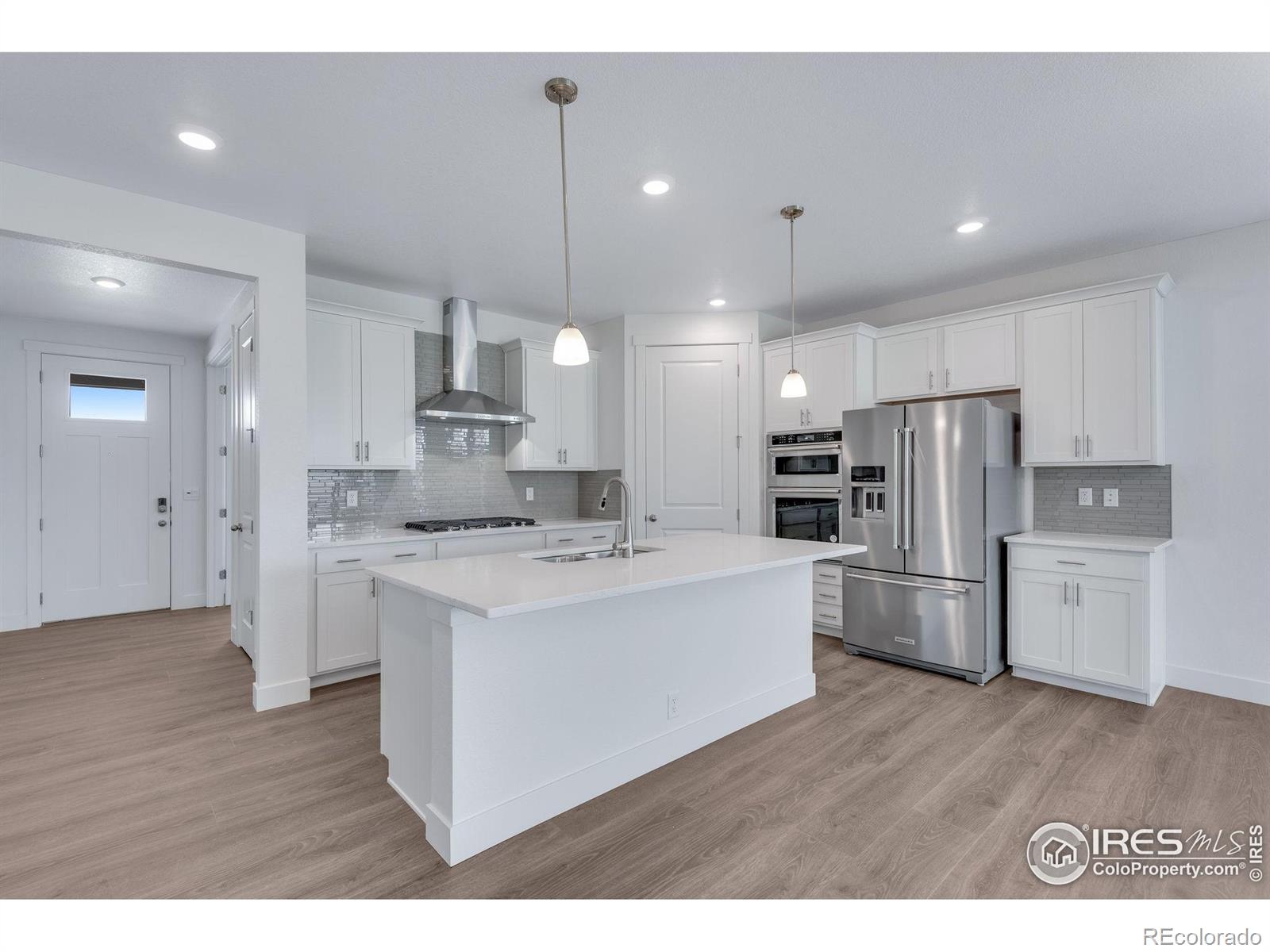 MLS Image #12 for 1815  chaffee crest drive,berthoud, Colorado