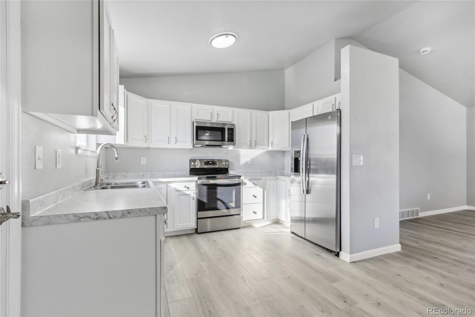 MLS Image #11 for 110  calabria drive,windsor, Colorado