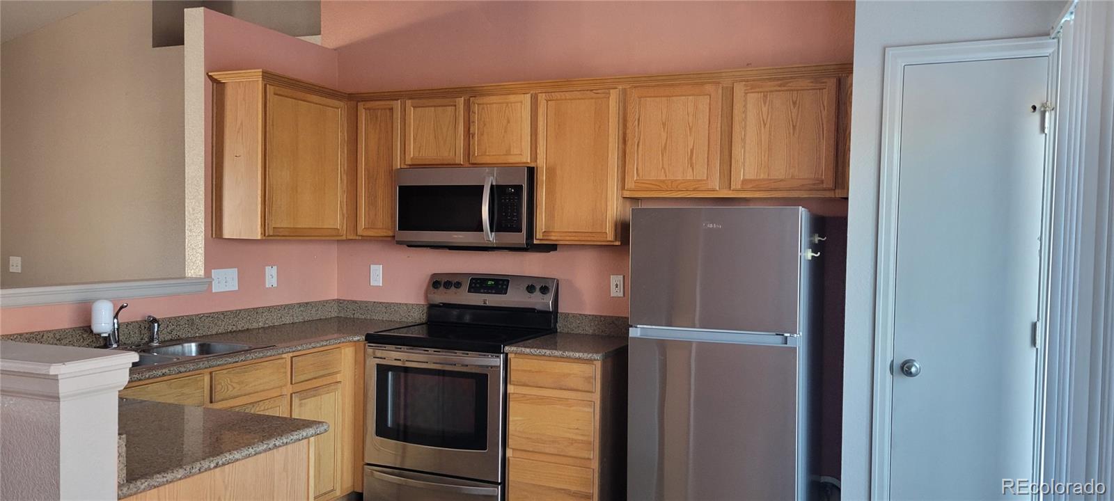 MLS Image #5 for 1355  lords hill drive,fountain, Colorado