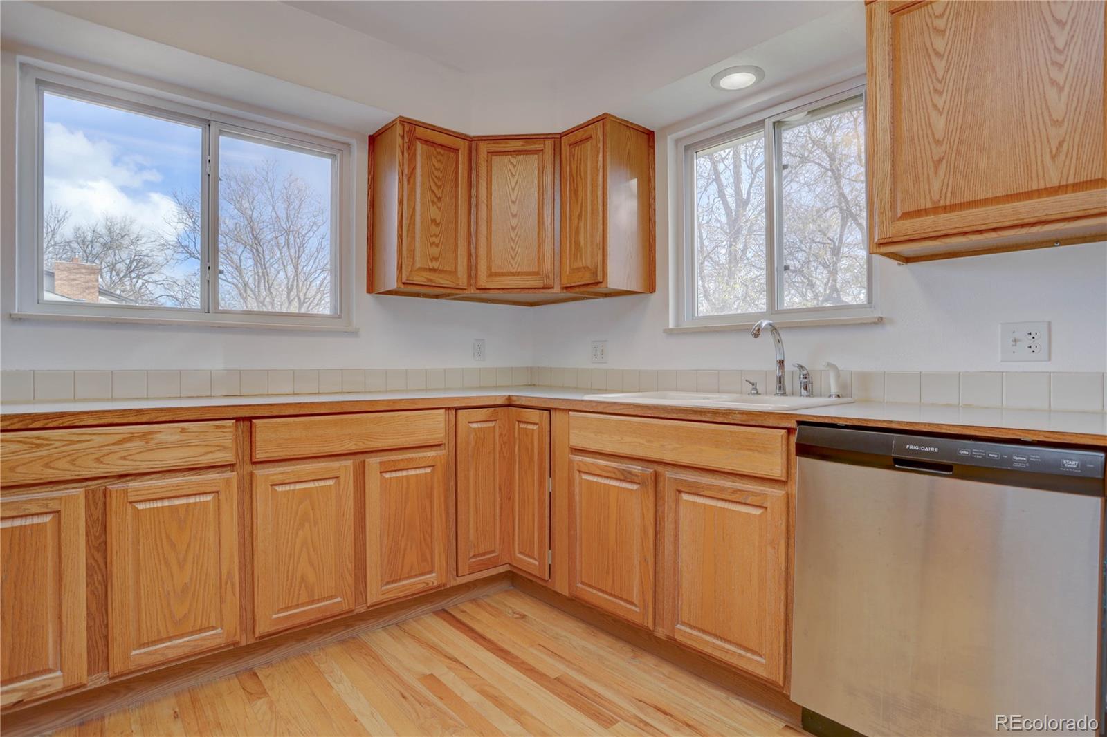 MLS Image #6 for 9584 w 75th way,arvada, Colorado