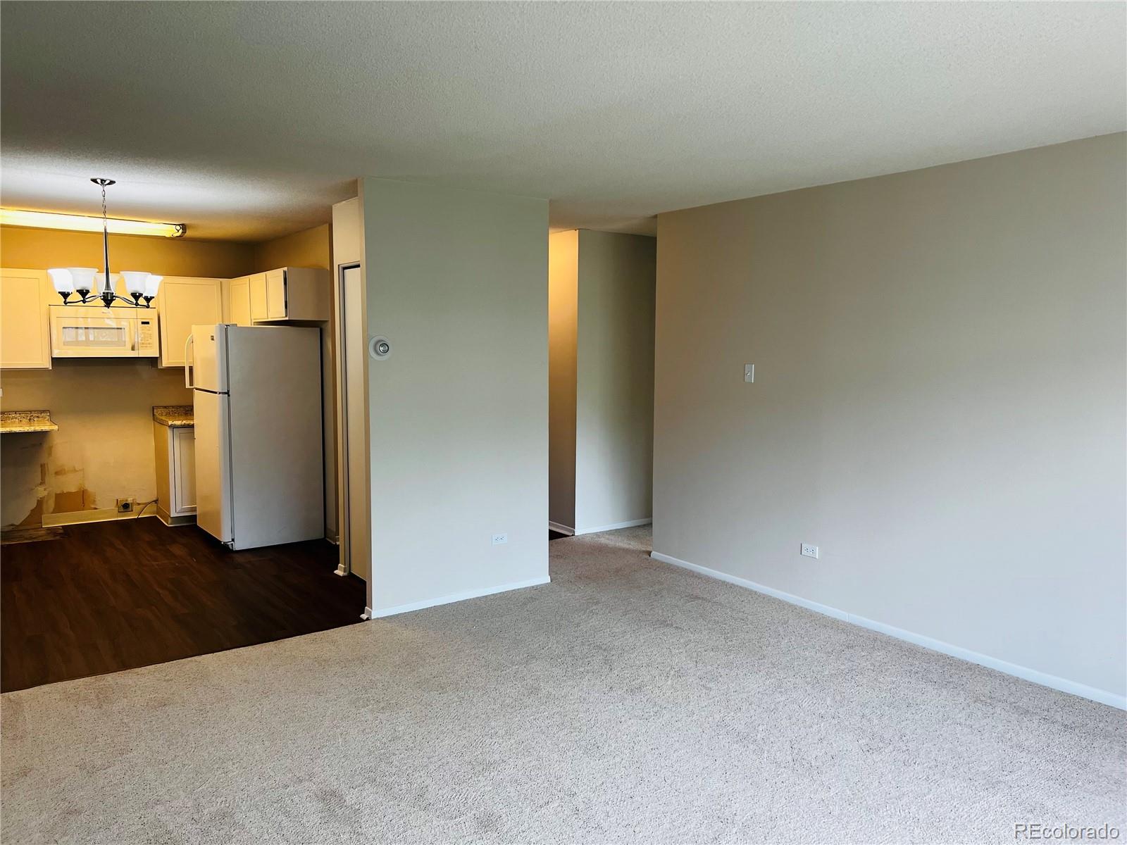 MLS Image #3 for 625 s alton way 2b,denver, Colorado