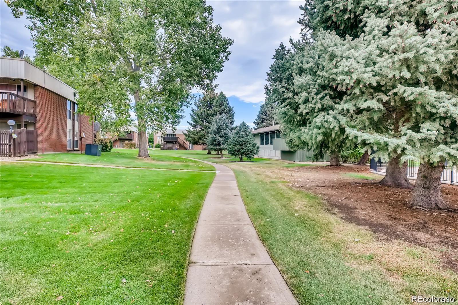 MLS Image #16 for 3613 s sheridan boulevard,denver, Colorado