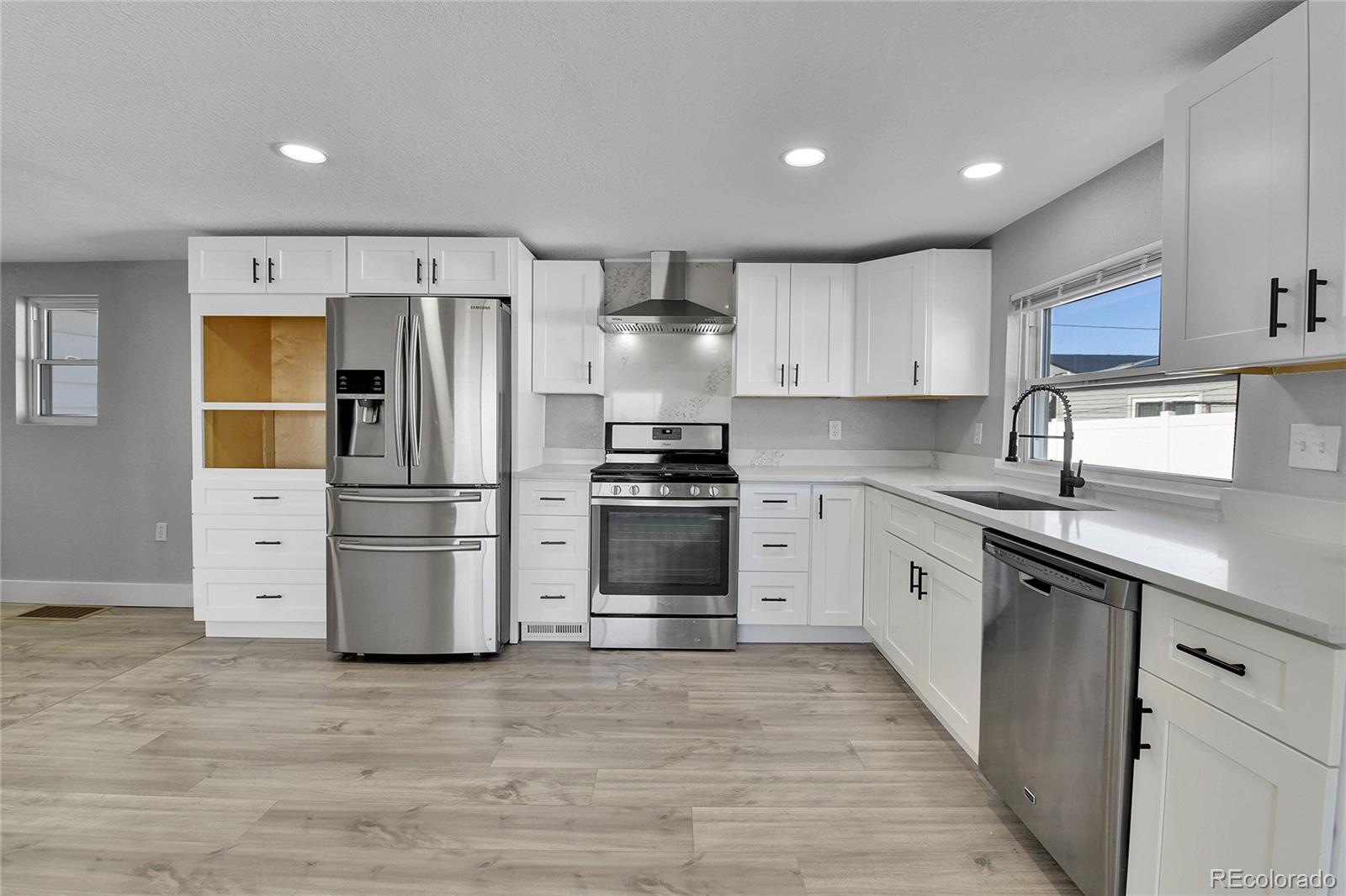 MLS Image #7 for 6621  quebec street,commerce city, Colorado