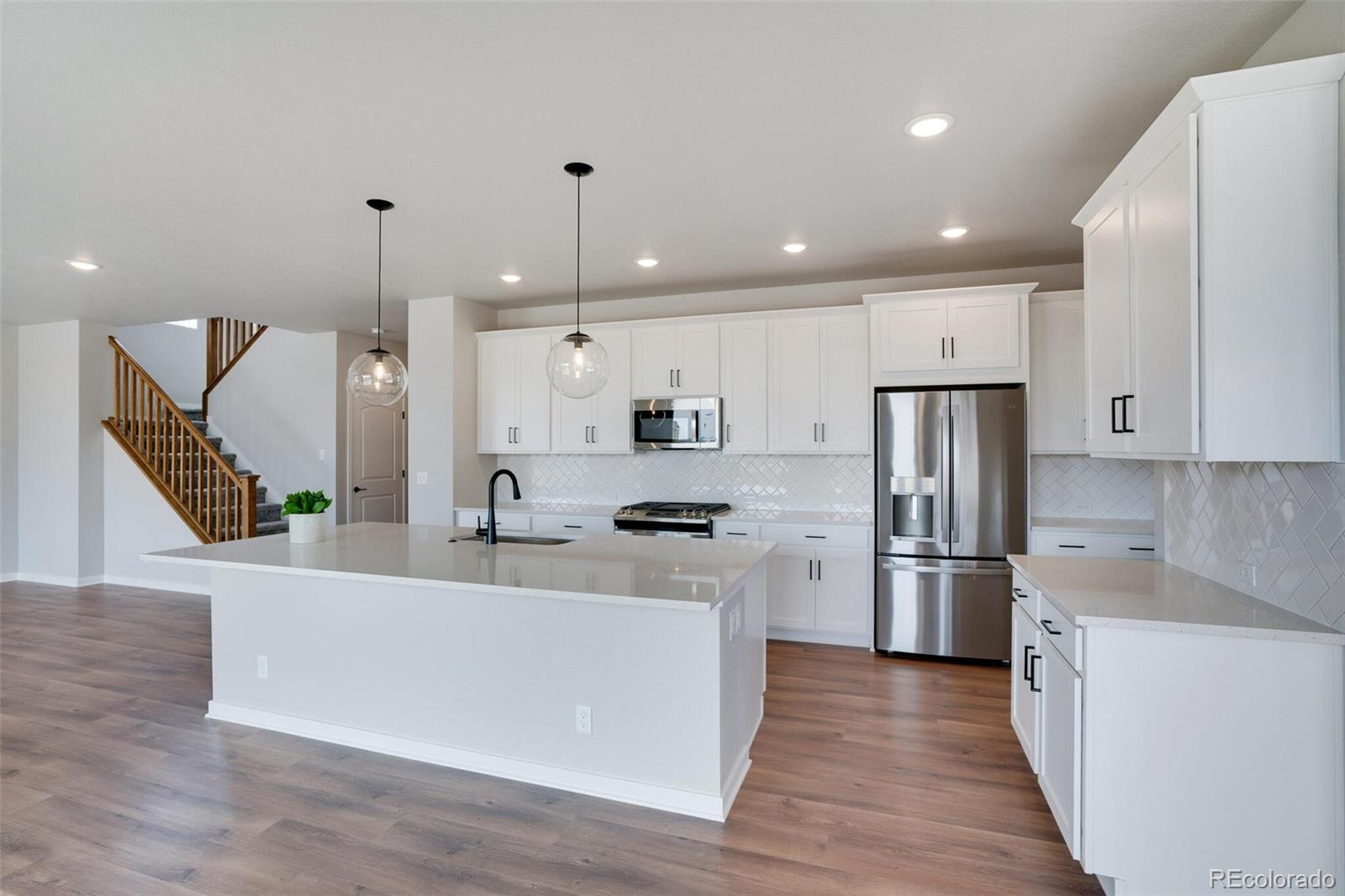 MLS Image #4 for 954  plum creek court,brighton, Colorado