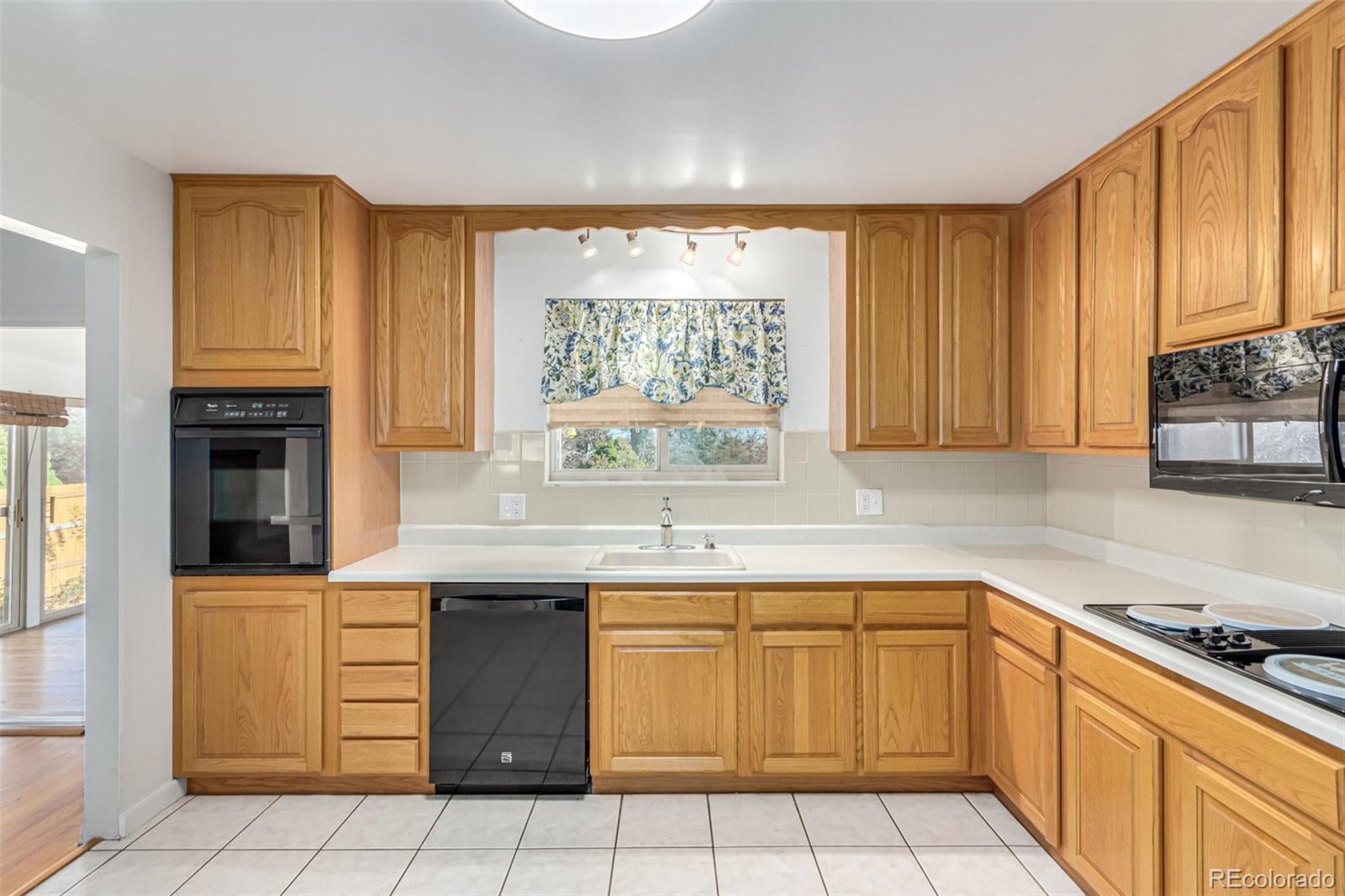 MLS Image #13 for 189  belford drive,northglenn, Colorado