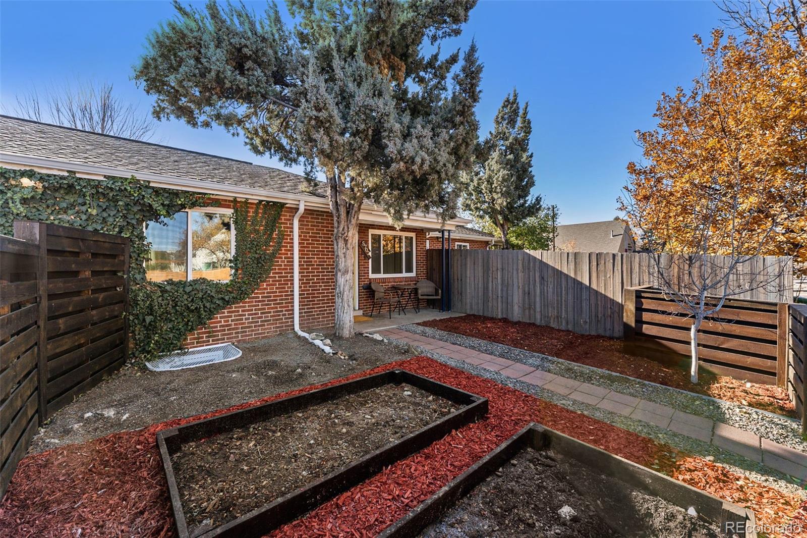 MLS Image #7 for 5702 e 14th avenue,denver, Colorado