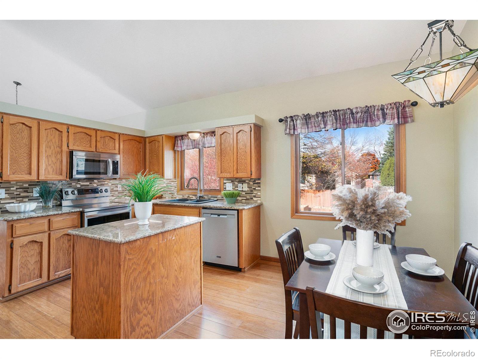 MLS Image #7 for 1100  arapahoe avenue,berthoud, Colorado