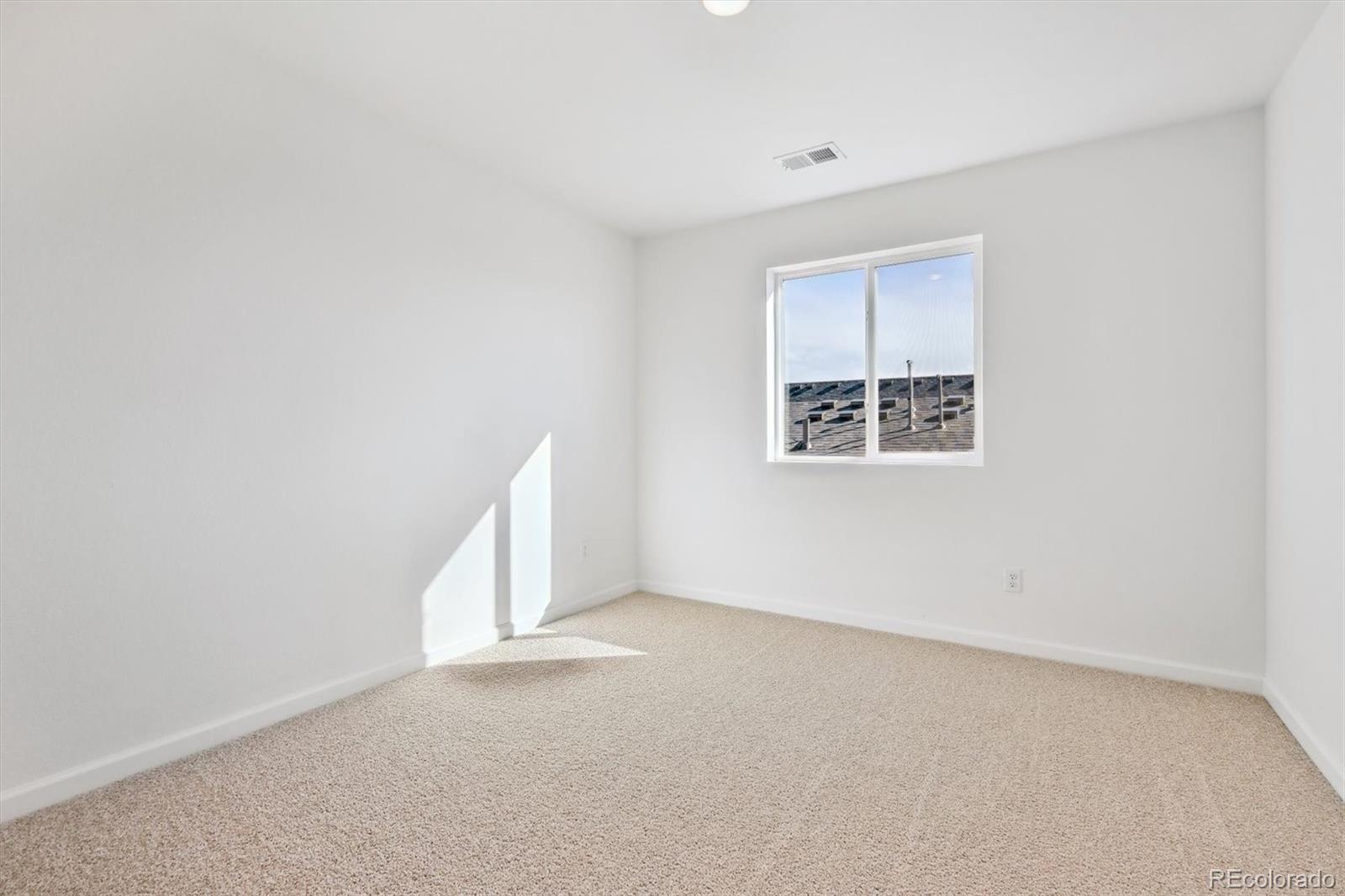 MLS Image #18 for 220  lark sparrow way,bennett, Colorado