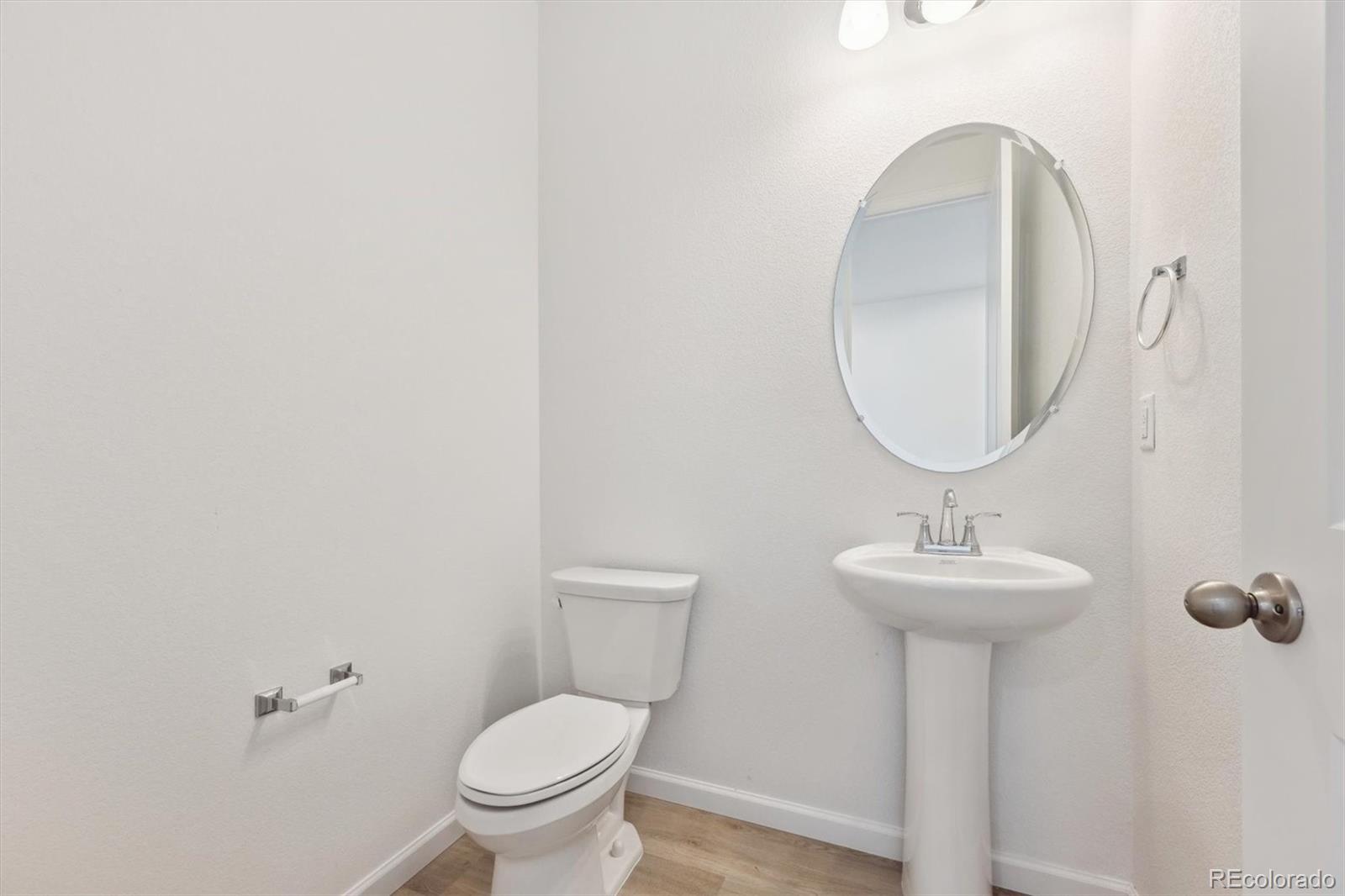 MLS Image #4 for 220  lark sparrow way,bennett, Colorado
