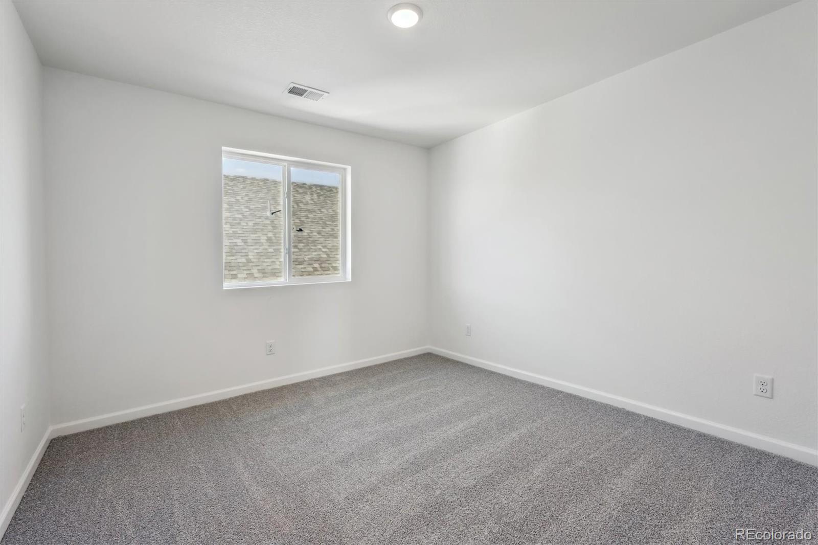 MLS Image #15 for 250  lark sparrow way,bennett, Colorado