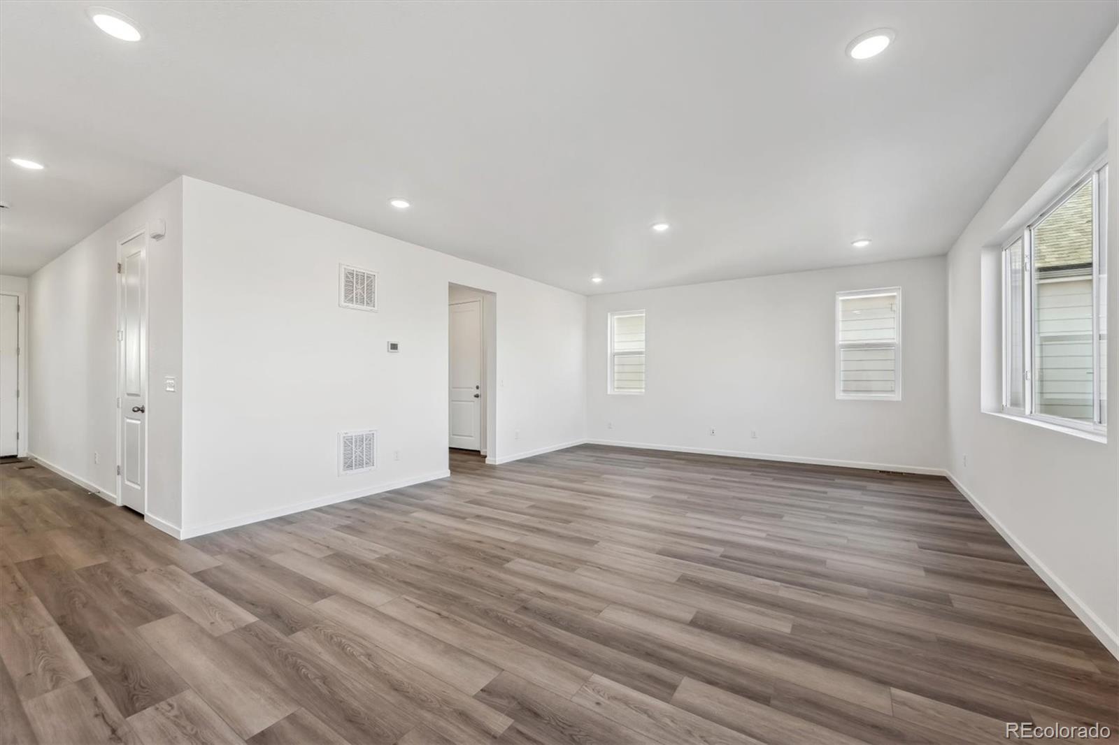 MLS Image #8 for 250  lark sparrow way,bennett, Colorado