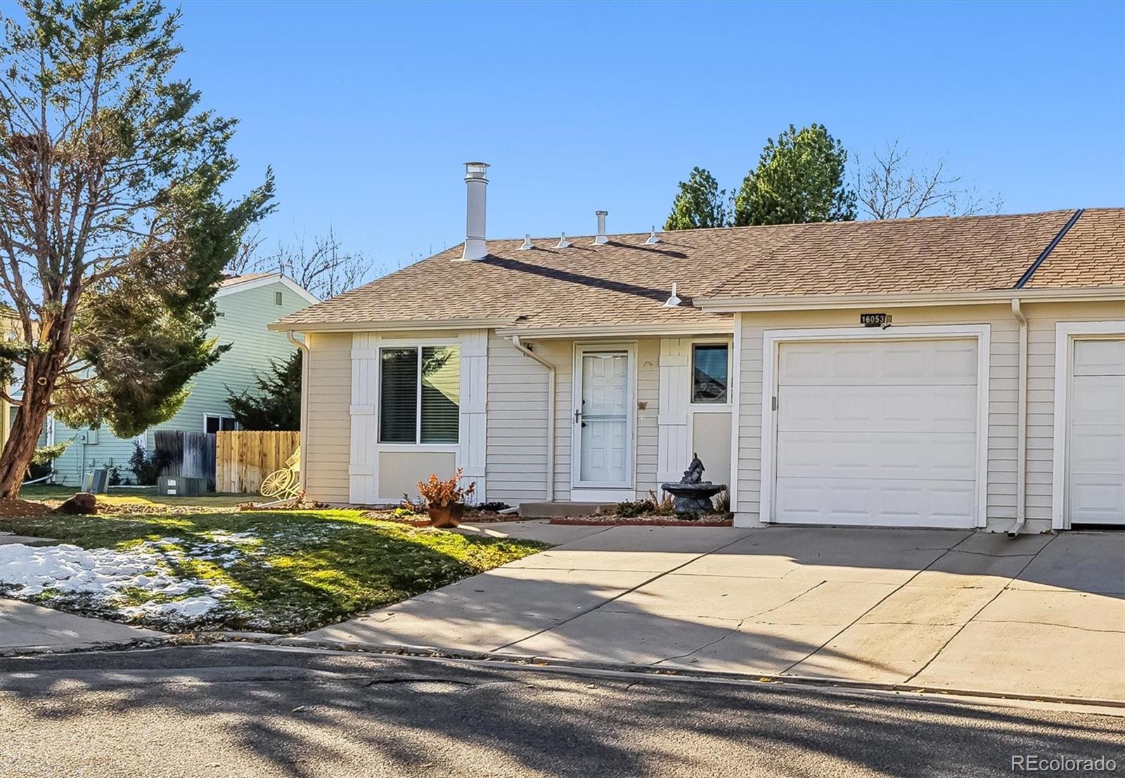 MLS Image #1 for 16053 e radcliff place b,aurora, Colorado