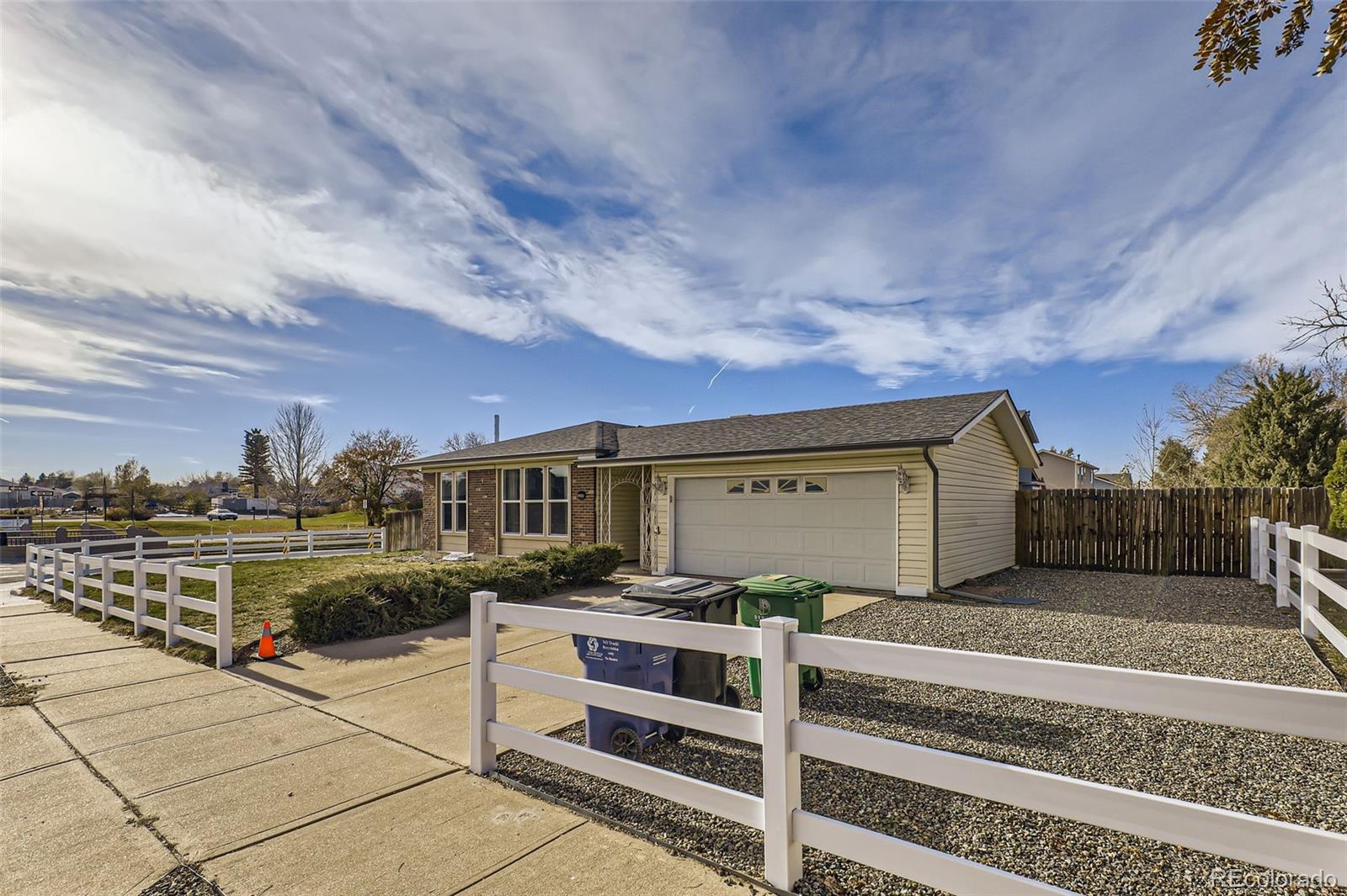 MLS Image #26 for 4901  crown boulevard,denver, Colorado