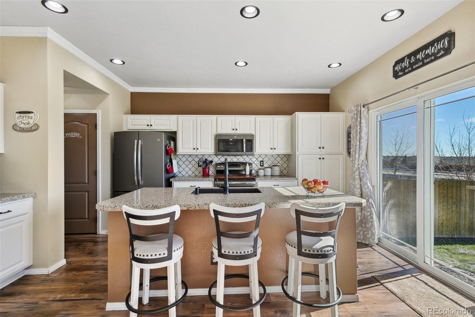 MLS Image #11 for 6427  silverwind circle,colorado springs, Colorado