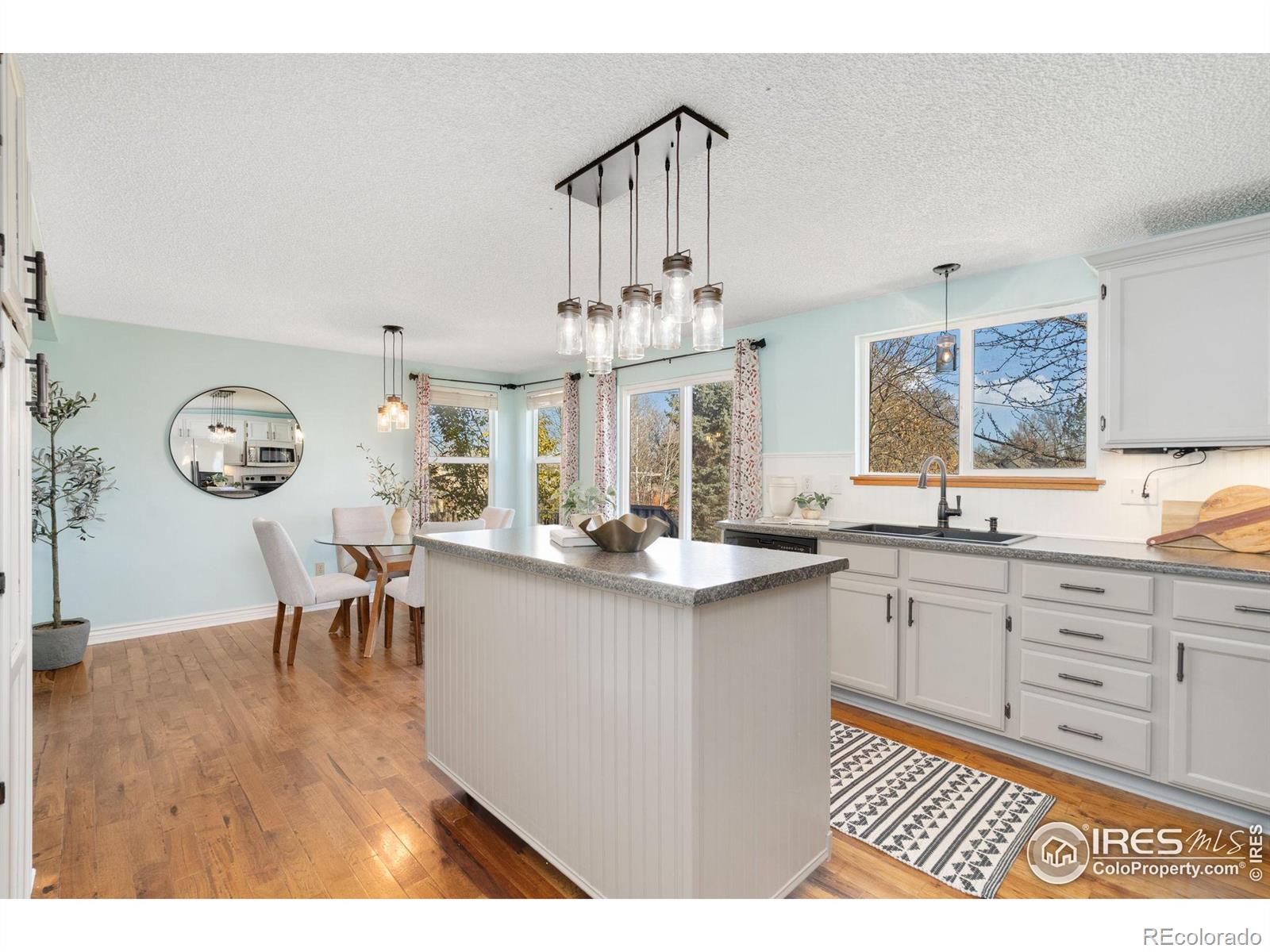 MLS Image #4 for 1416  tori court,loveland, Colorado