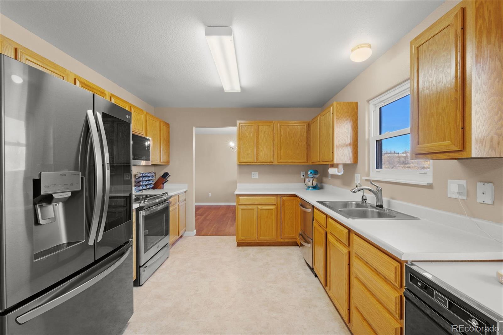 MLS Image #15 for 1345  marsh hawk drive,colorado springs, Colorado