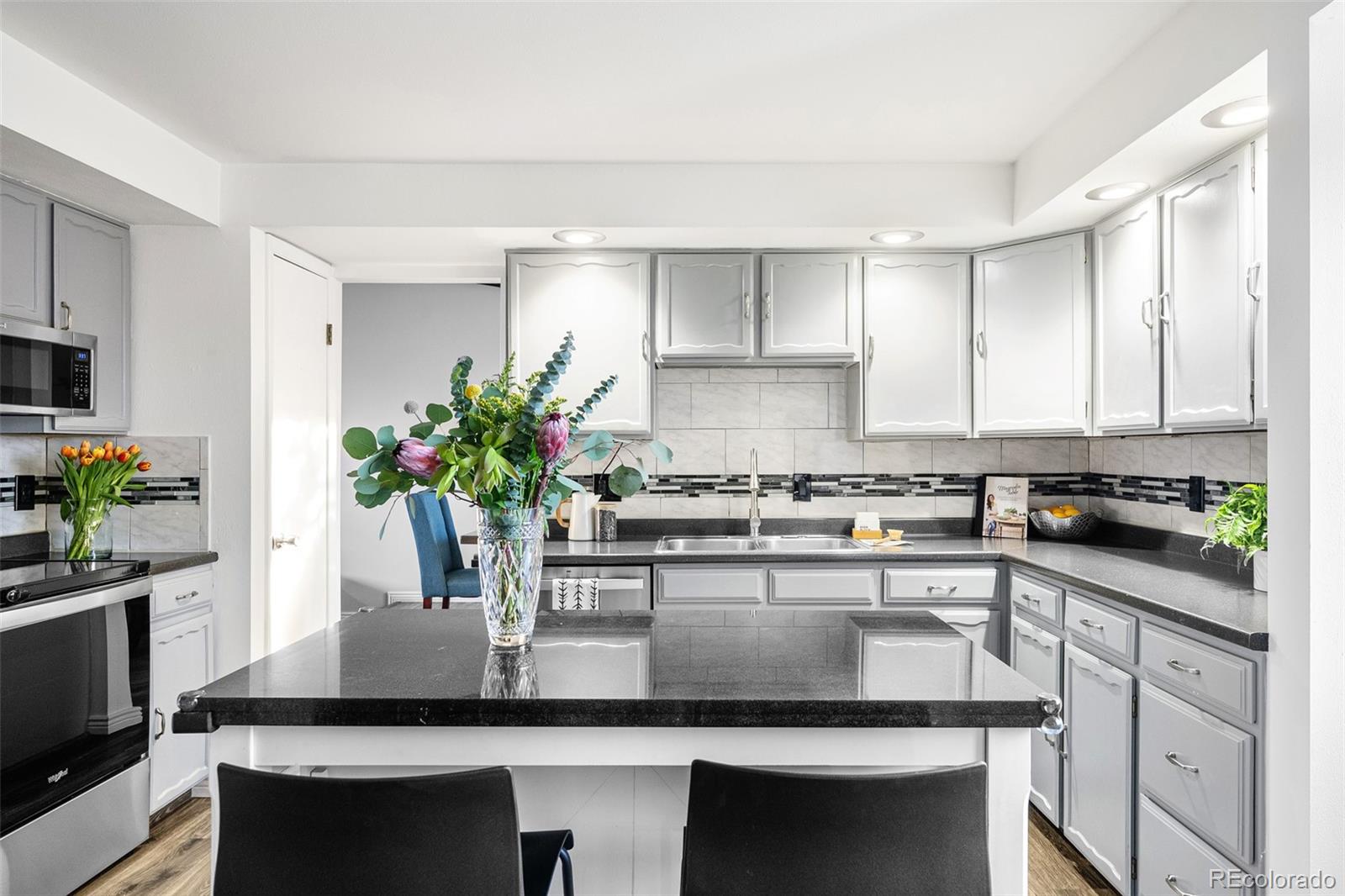 MLS Image #4 for 7307 s birch street,centennial, Colorado