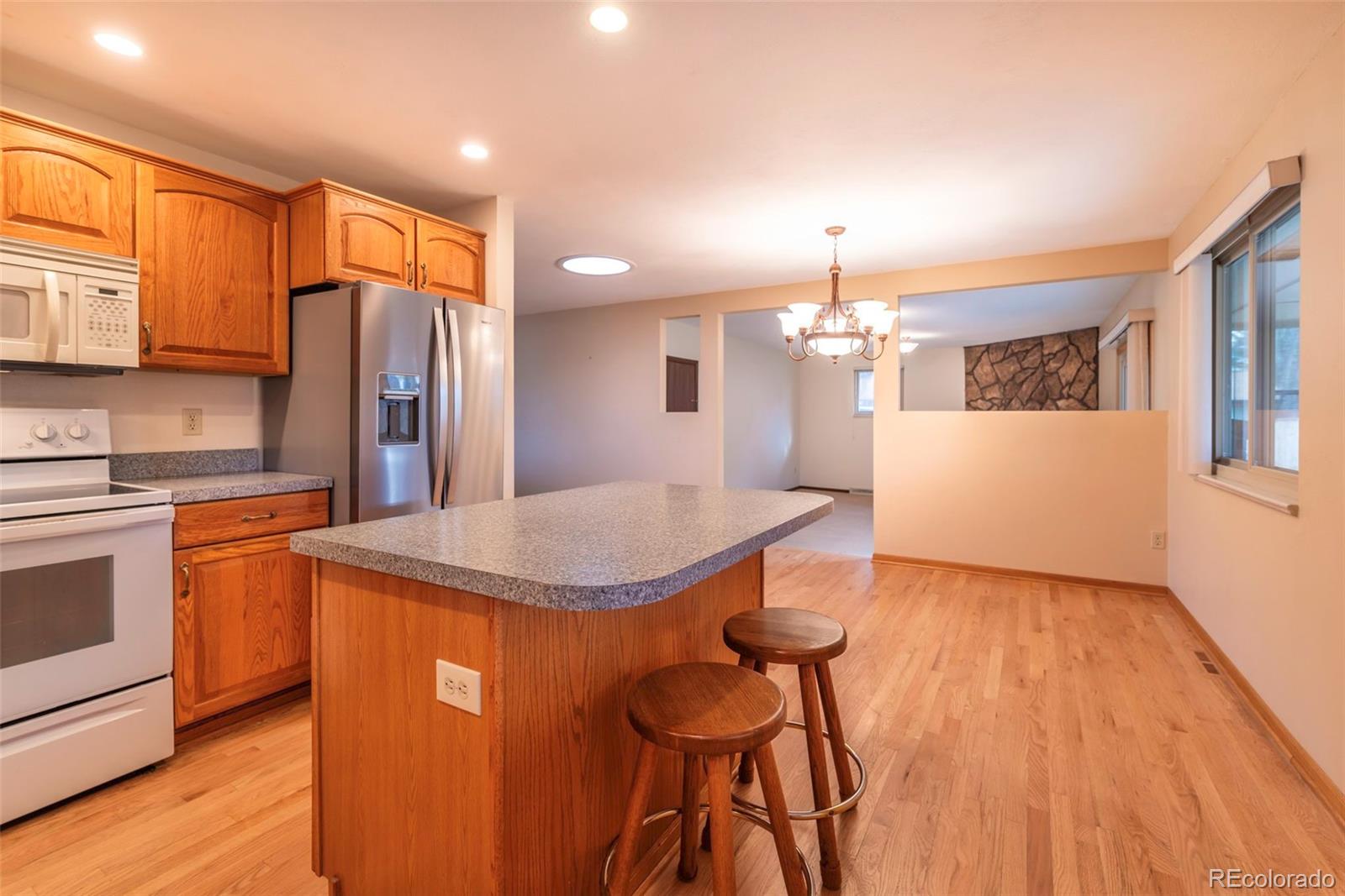 MLS Image #11 for 7683  lee drive,arvada, Colorado