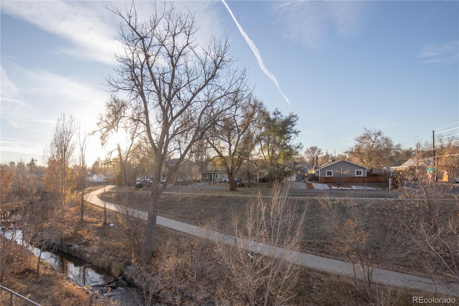 MLS Image #23 for 961 n newton street,denver, Colorado