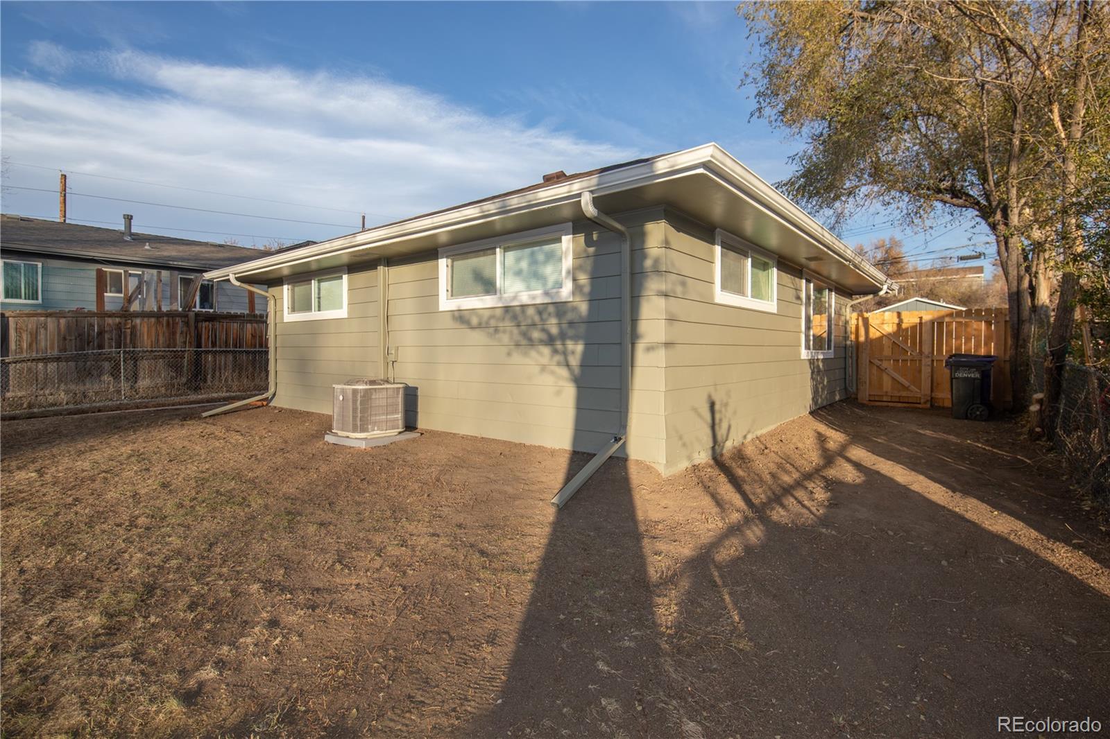 MLS Image #24 for 961 n newton street,denver, Colorado