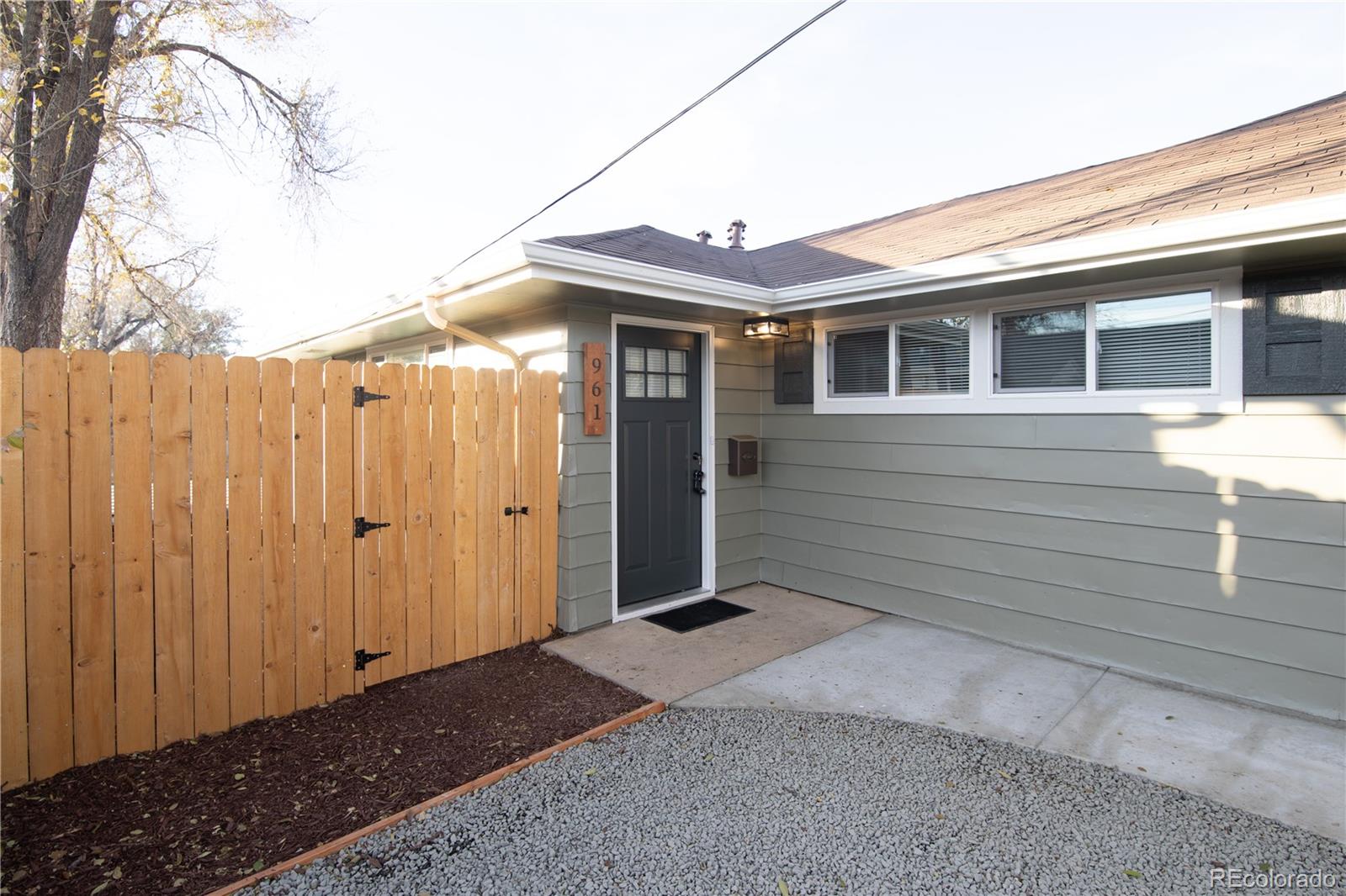 MLS Image #26 for 961 n newton street,denver, Colorado