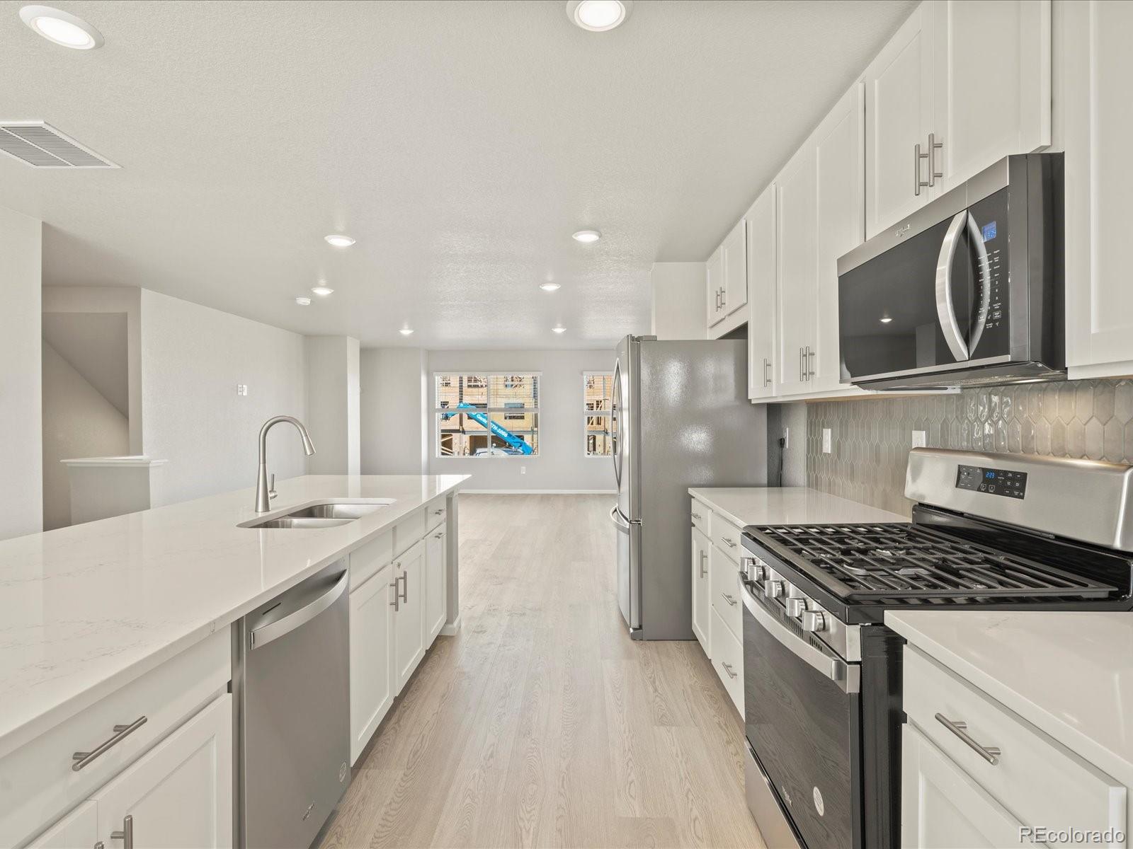 MLS Image #14 for 14432  pansy loop,morrison, Colorado