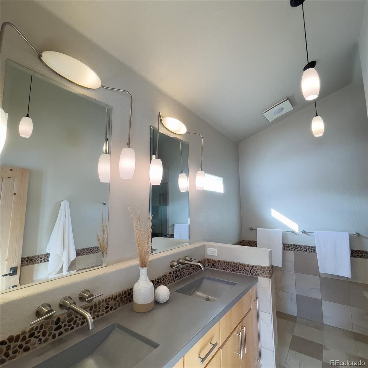 MLS Image #17 for 17  montane court,dillon, Colorado