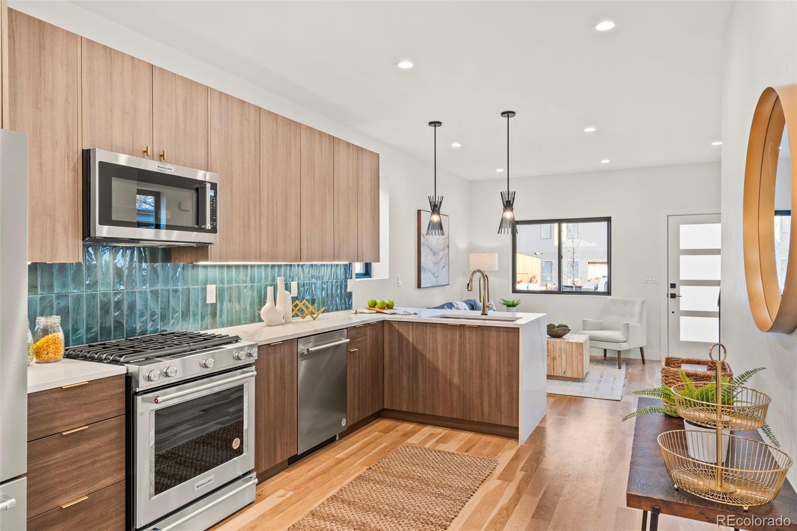 MLS Image #9 for 1719  grove street,denver, Colorado