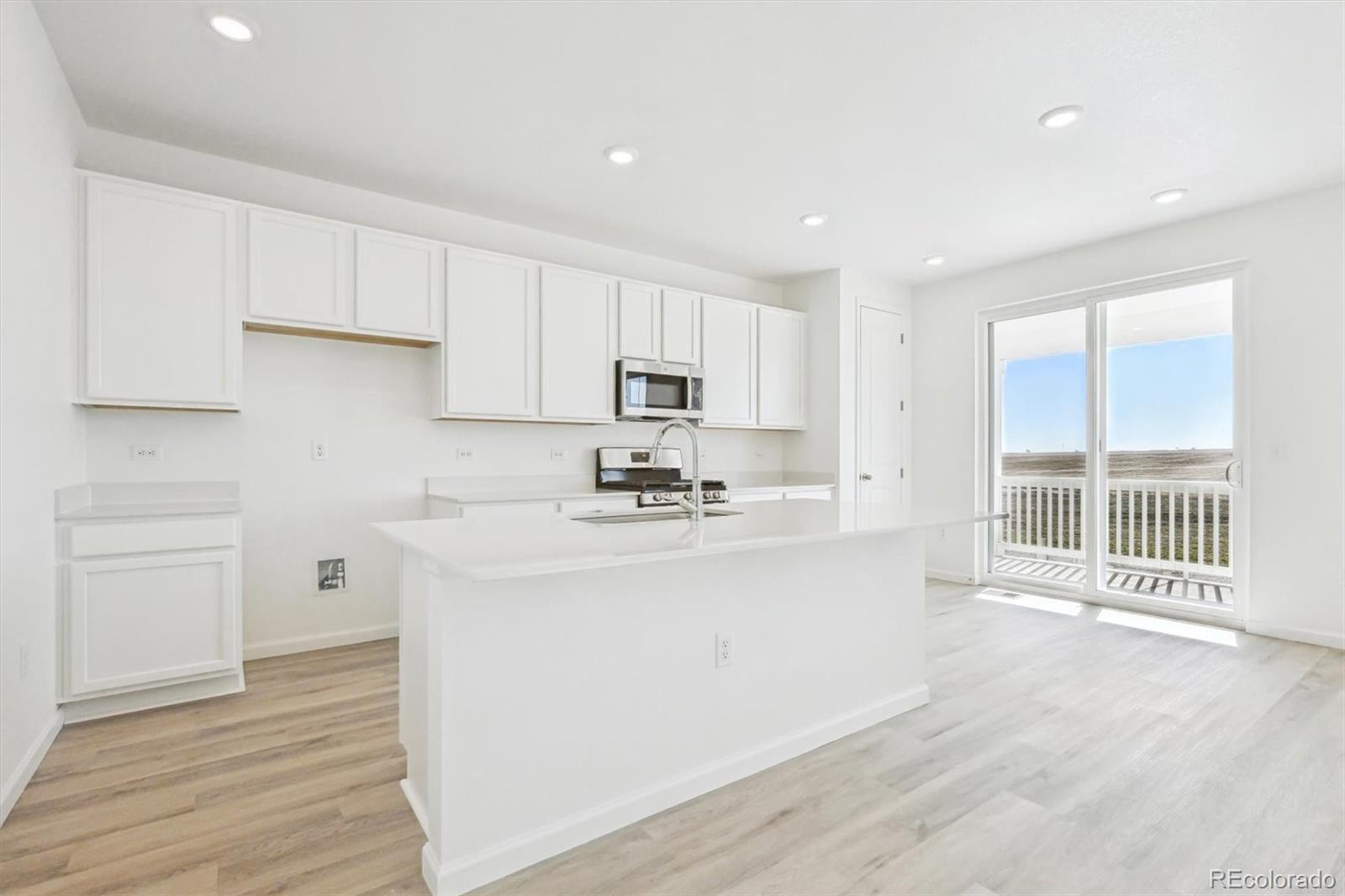 MLS Image #3 for 304  smith avenue,keenesburg, Colorado