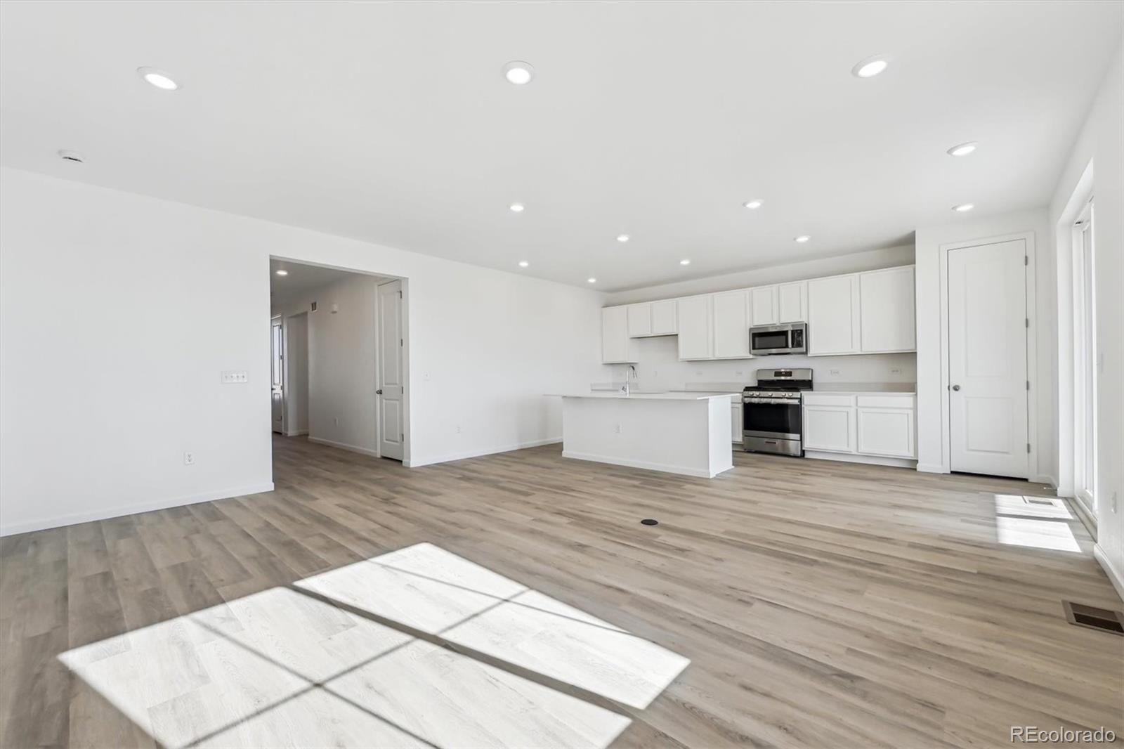 MLS Image #7 for 304  smith avenue,keenesburg, Colorado