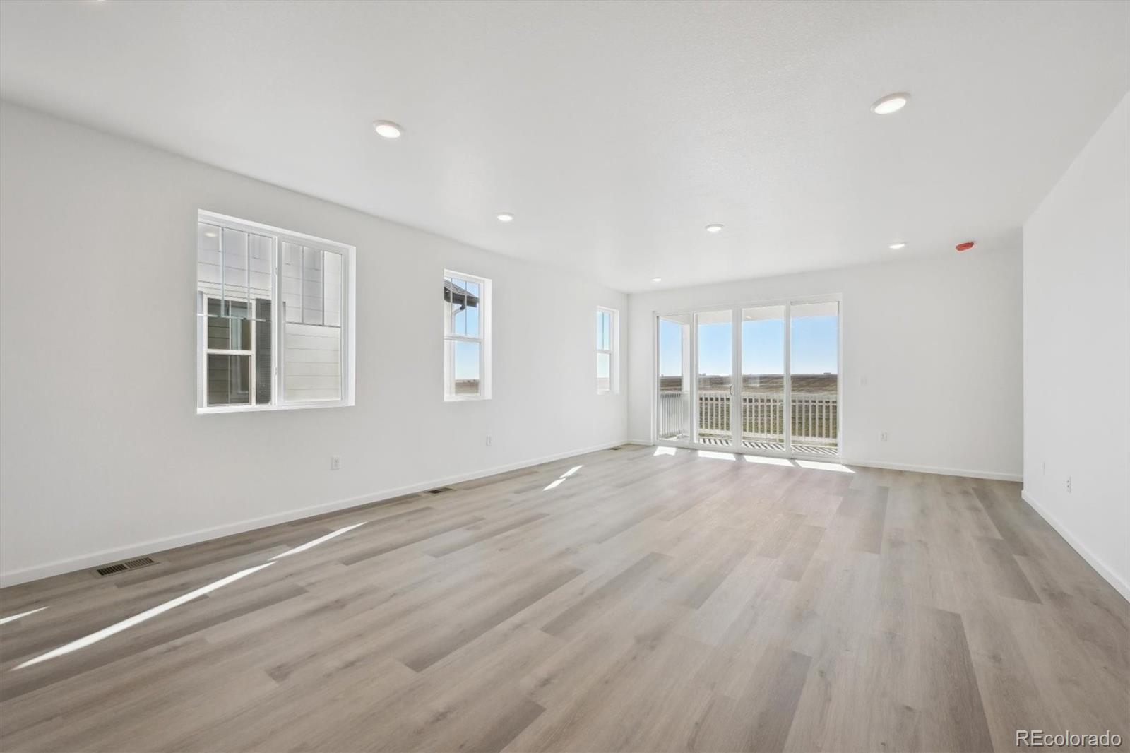 MLS Image #5 for 306  smith avenue,keenesburg, Colorado