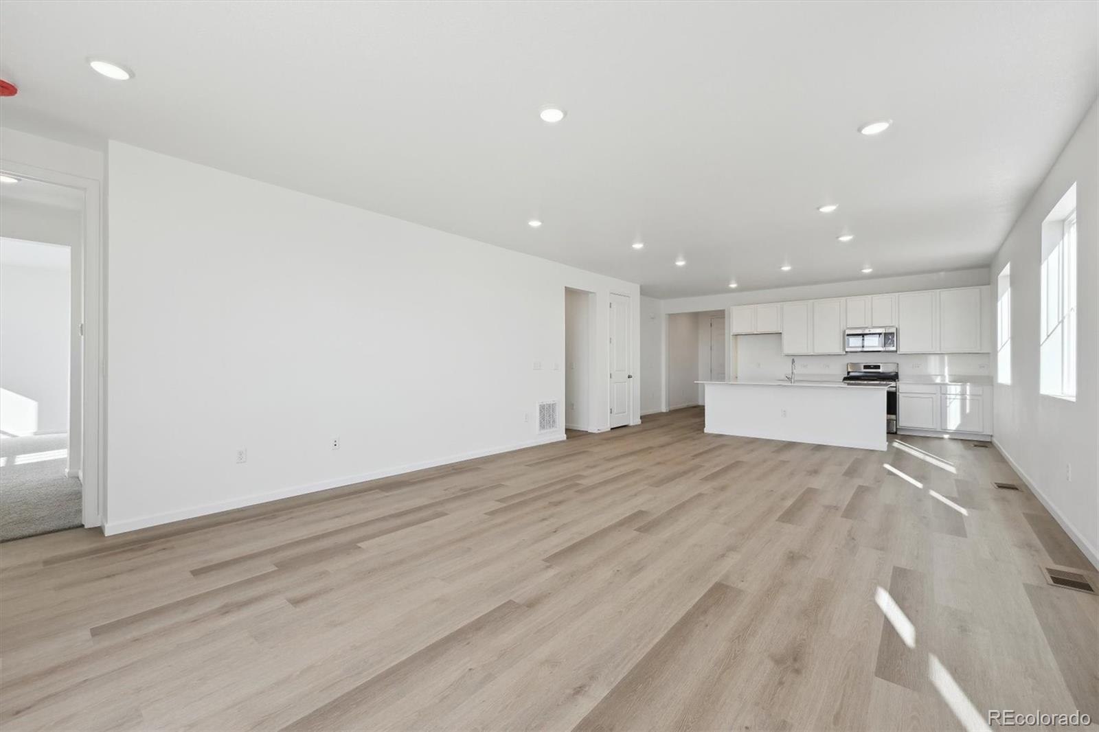 MLS Image #6 for 306  smith avenue,keenesburg, Colorado