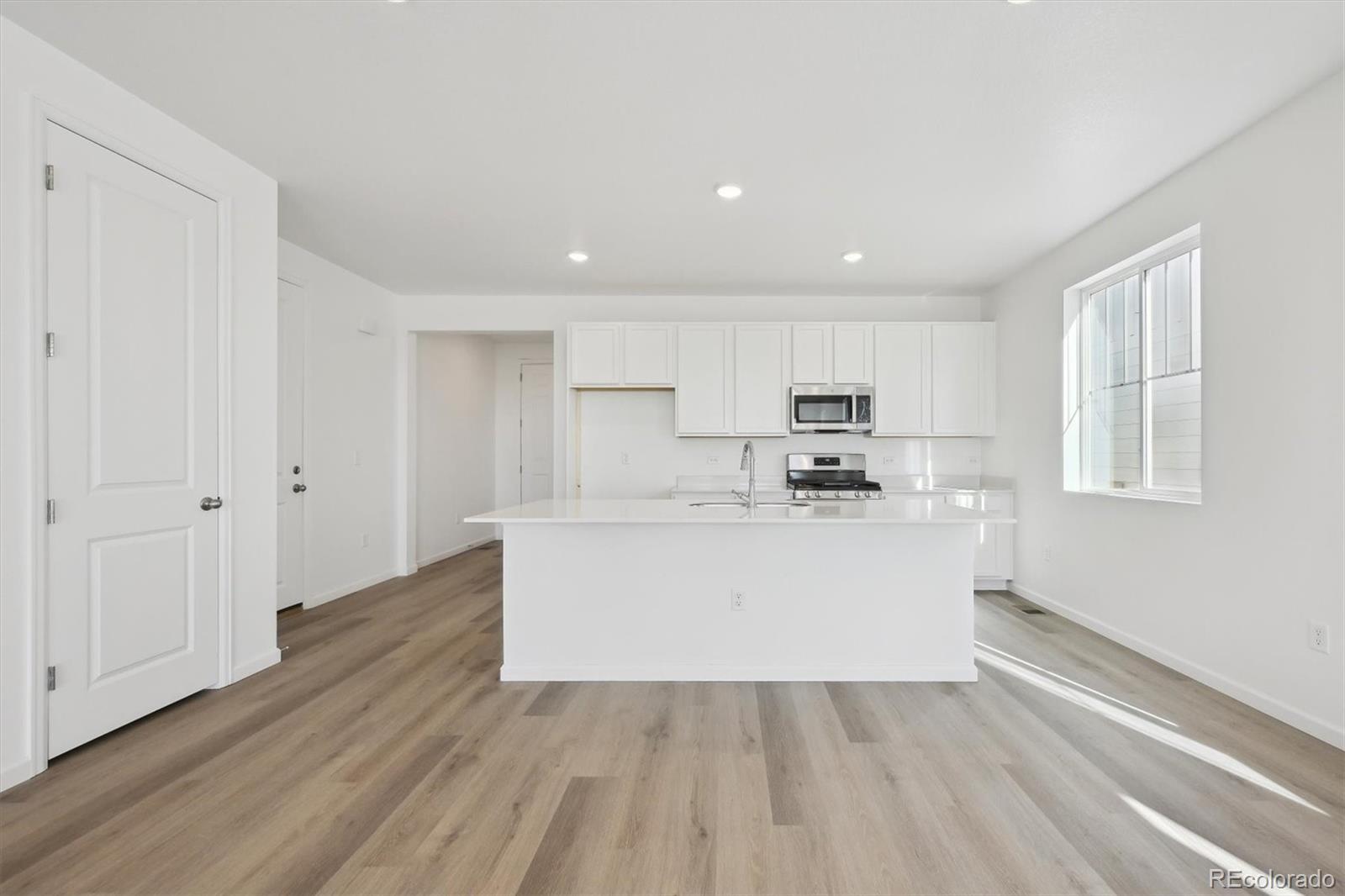 MLS Image #7 for 306  smith avenue,keenesburg, Colorado
