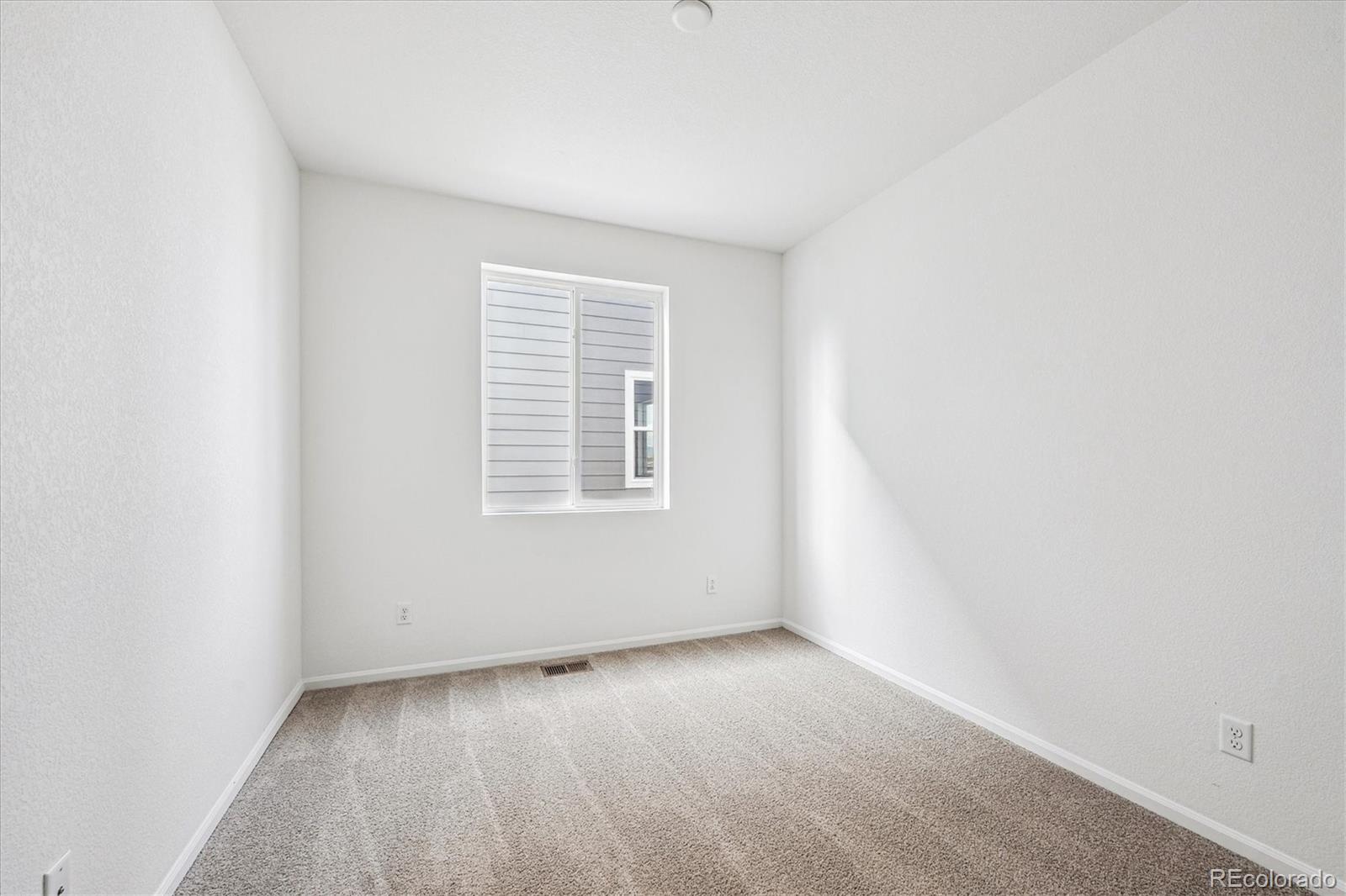 MLS Image #14 for 4643  short horn drive,johnstown, Colorado