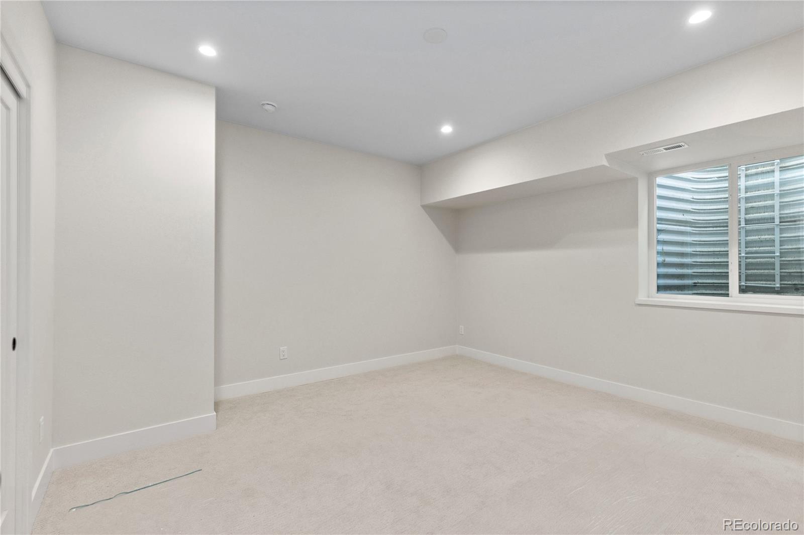 MLS Image #31 for 2468 s cherokee street,denver, Colorado