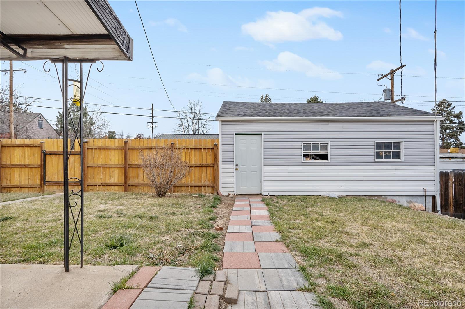 MLS Image #31 for 1695 s quieto court,denver, Colorado